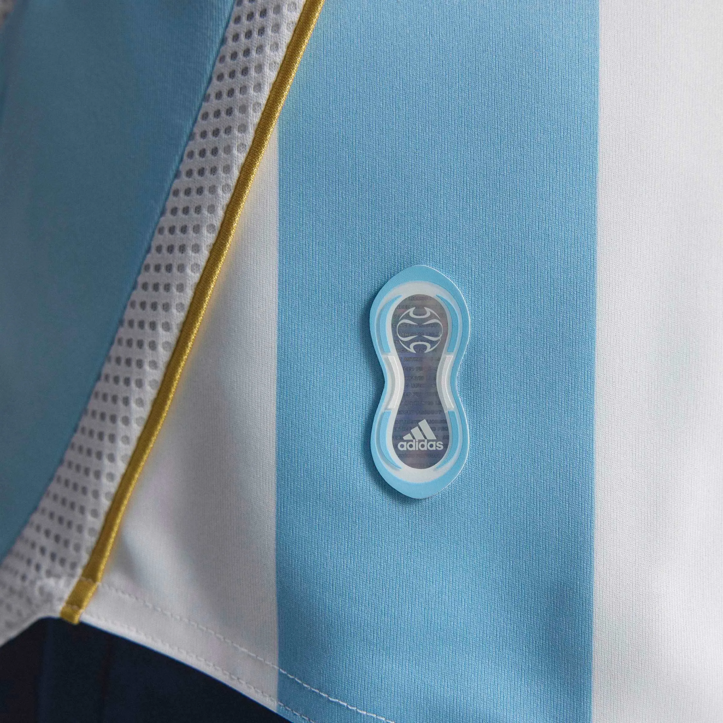 adidas 2006 Argentina Men's Retro Stadium Home Messi #19 Soccer Jersey - Image 10