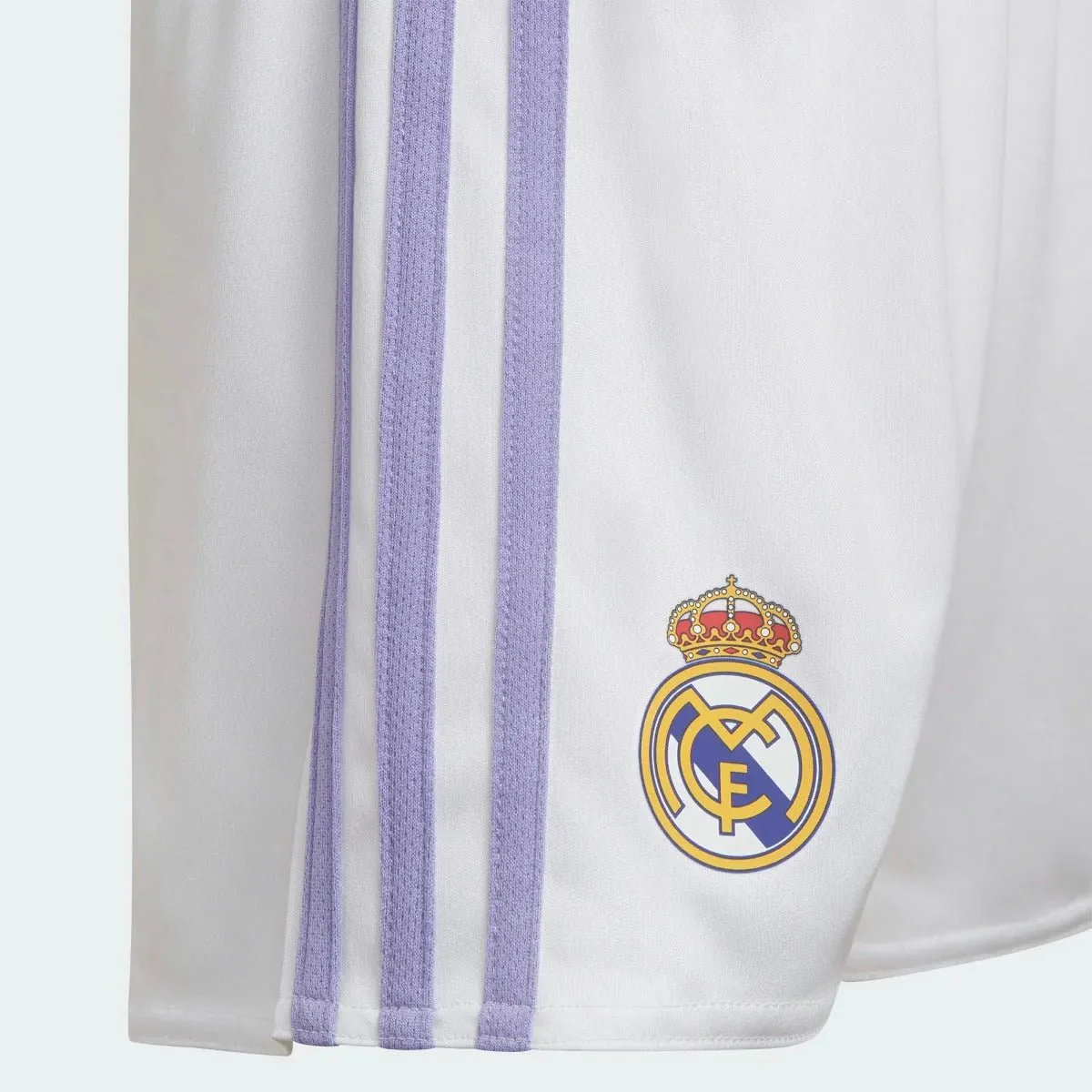 adidas 2022-23 Real Madrid Home Mini Kit - White - Image 9