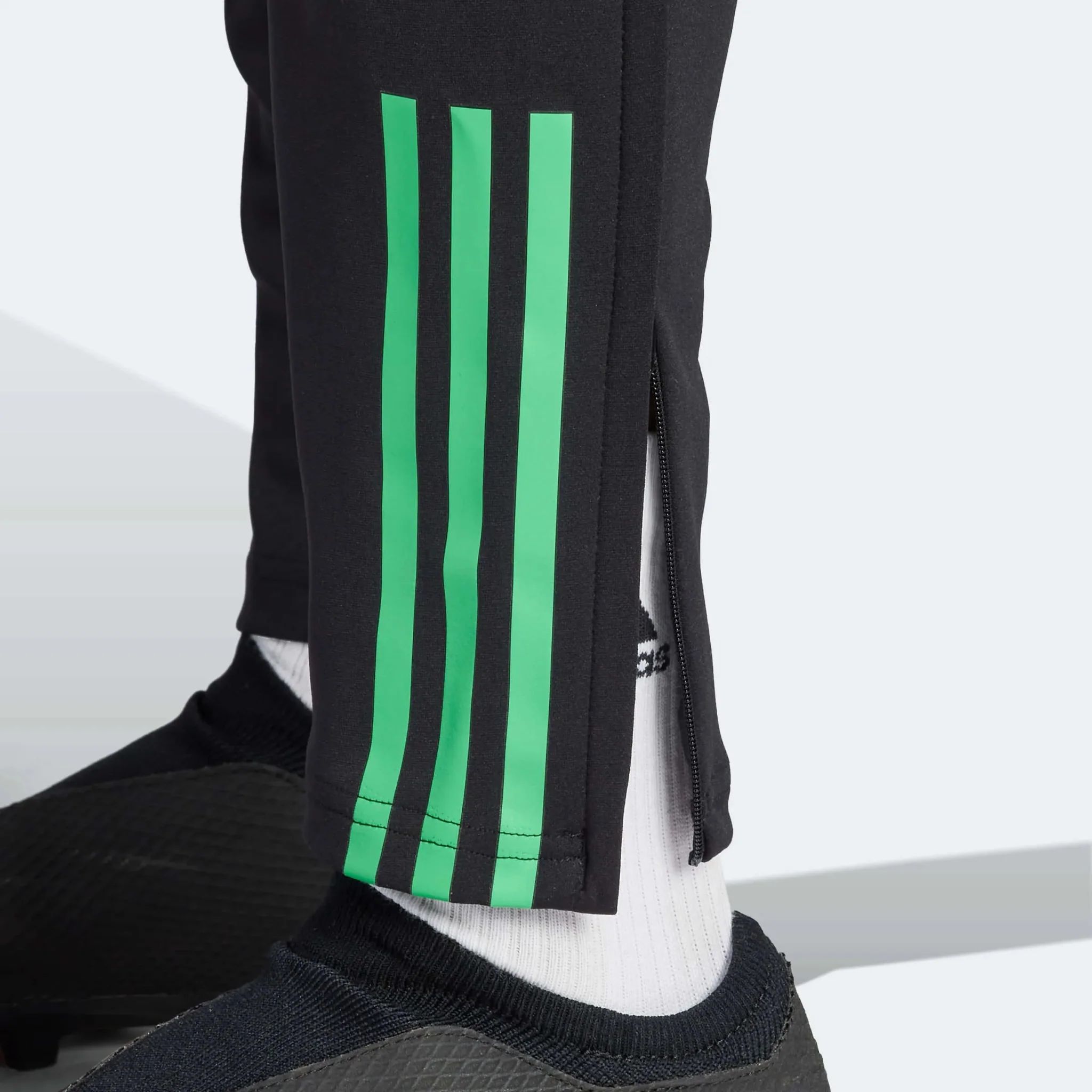 adidas 2023-24 Bayern Munich Men's Training Pants - Image 6