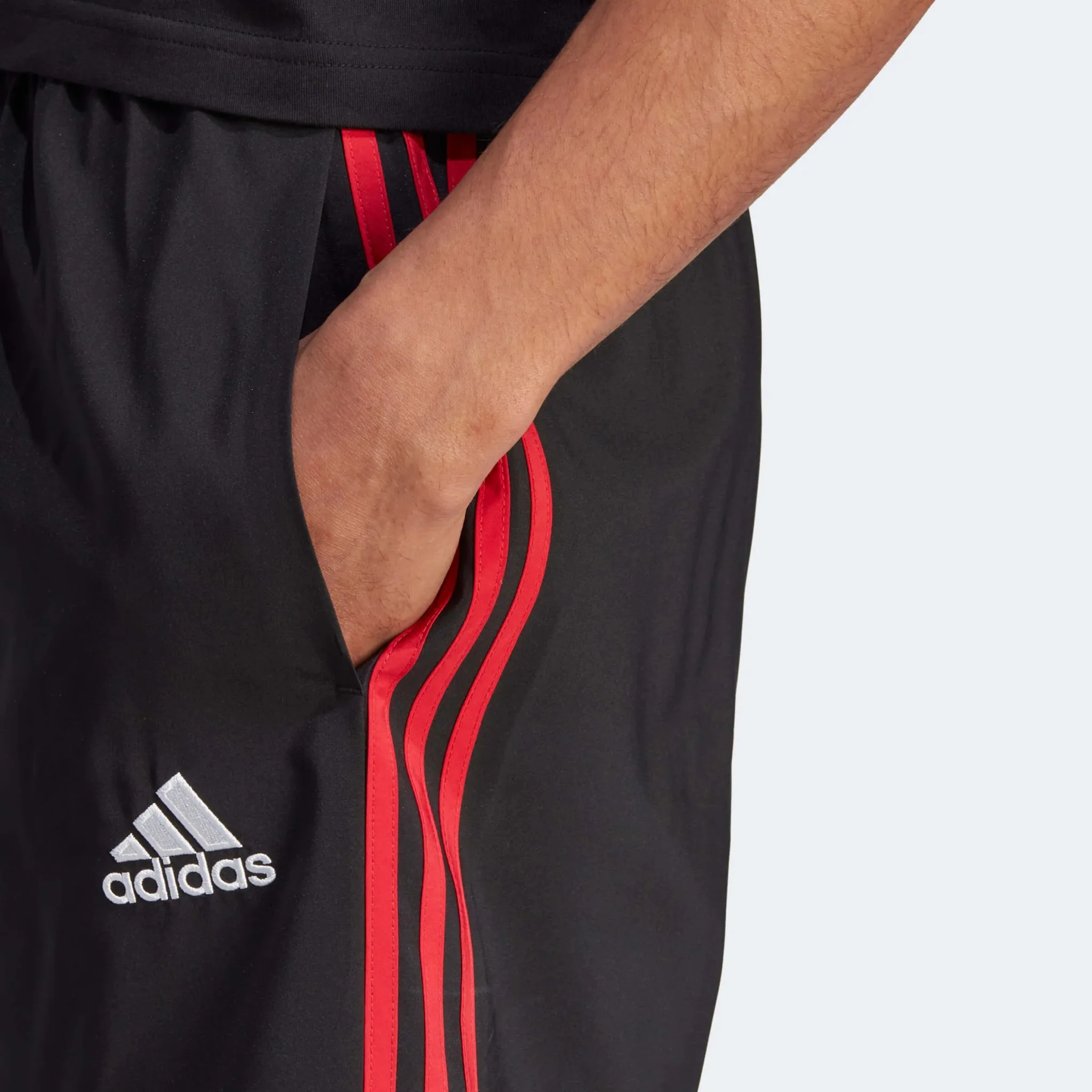 adidas 2023-24 Manchester United Men's DNA Shorts - Image 5