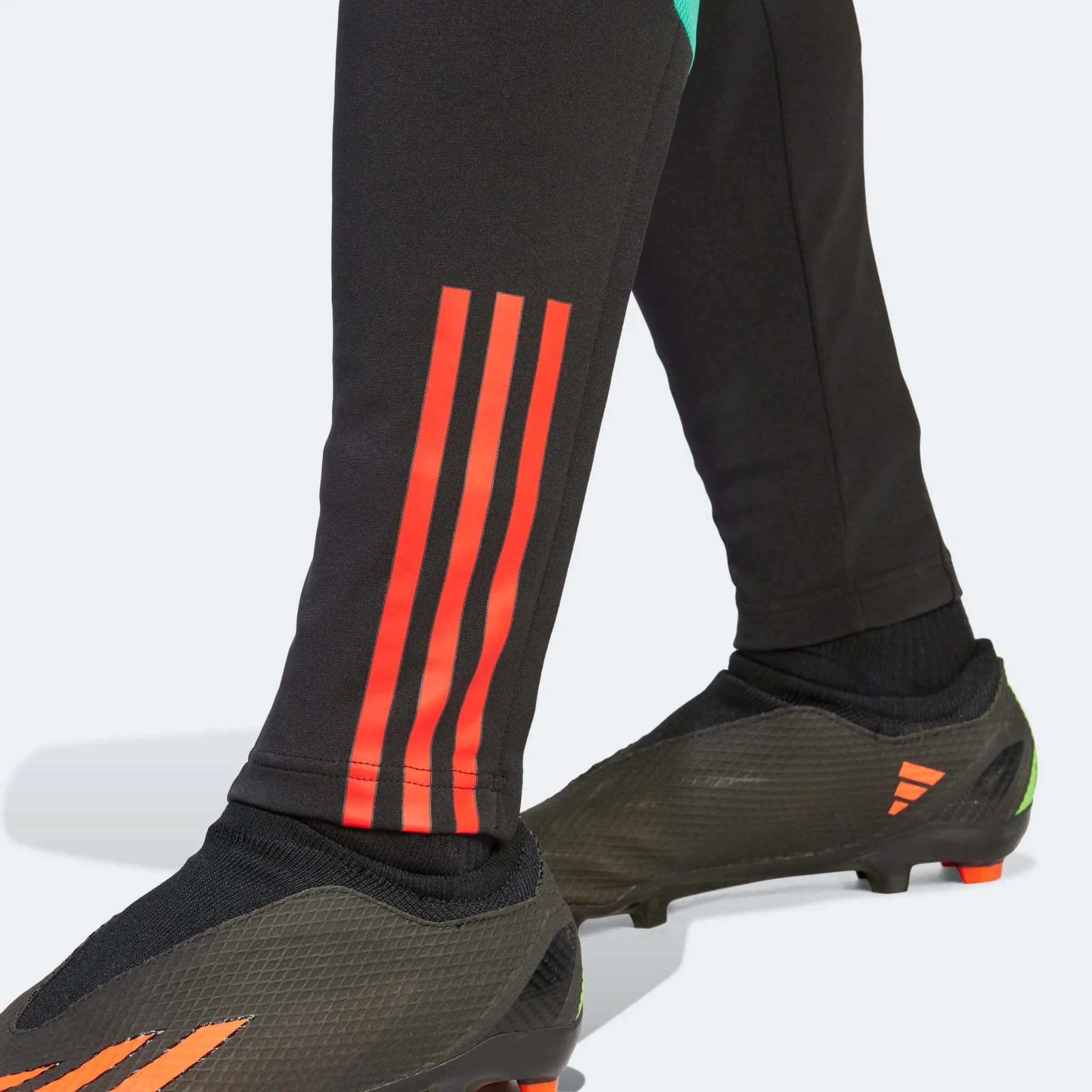 adidas 2023-24 Manchester United Men's Training Pants - Image 6