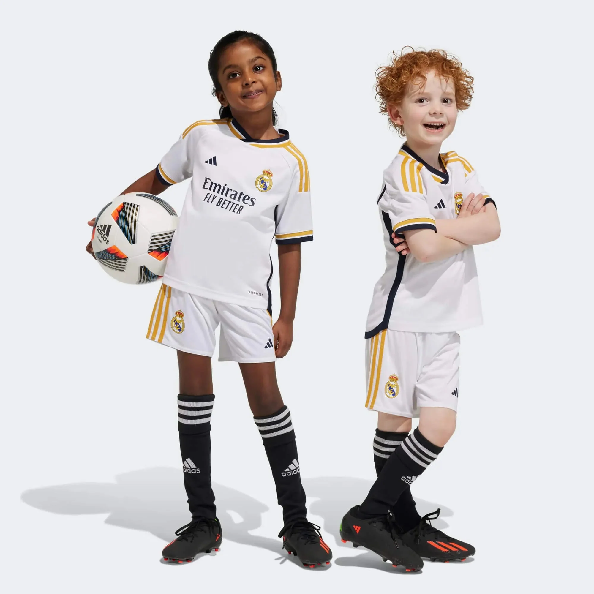 adidas 2023-24 Real Madrid Toddlers' Home Mini Kit - Image 2