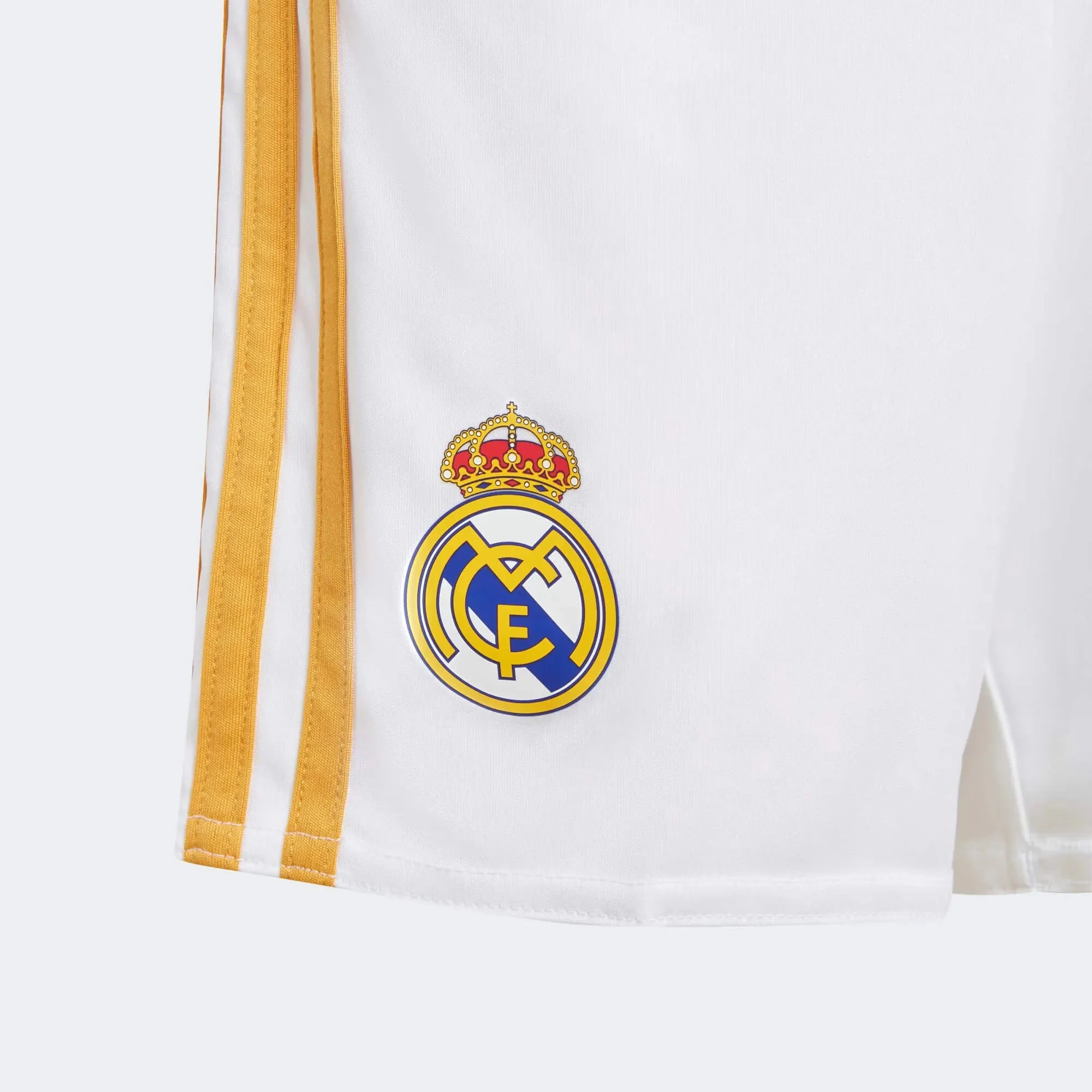 adidas 2023-24 Real Madrid Toddlers' Home Mini Kit - Image 9