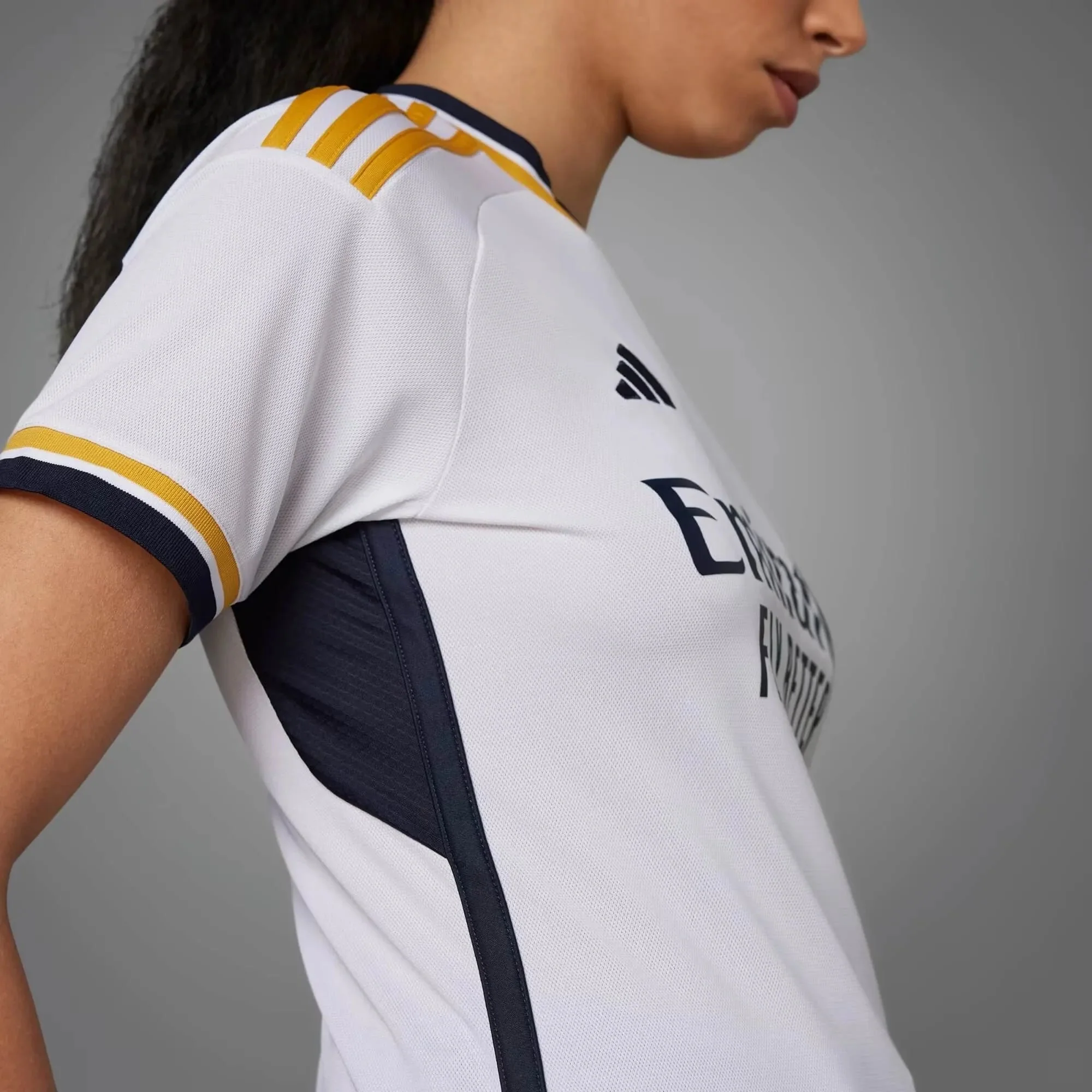 adidas 2023-24 Real Madrid Women's Stadium Home Jersey - Image 7