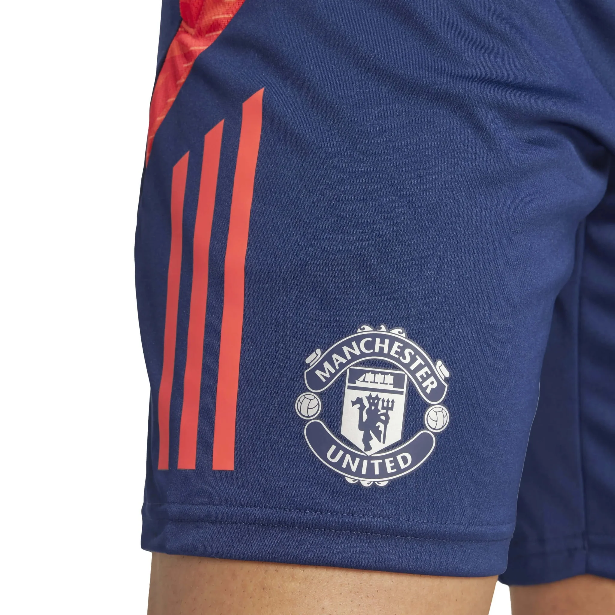 adidas 2024-25 Manchester United Men's Training Shorts - Image 4