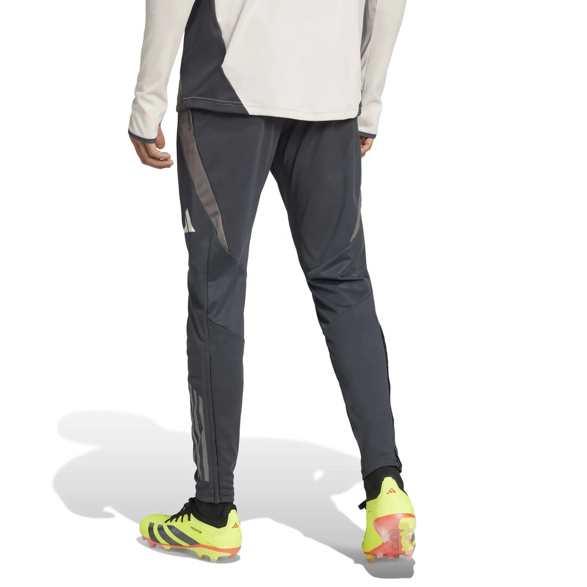 adidas 2024-25 Real Madrid Men's EU Training Pants - Image 4