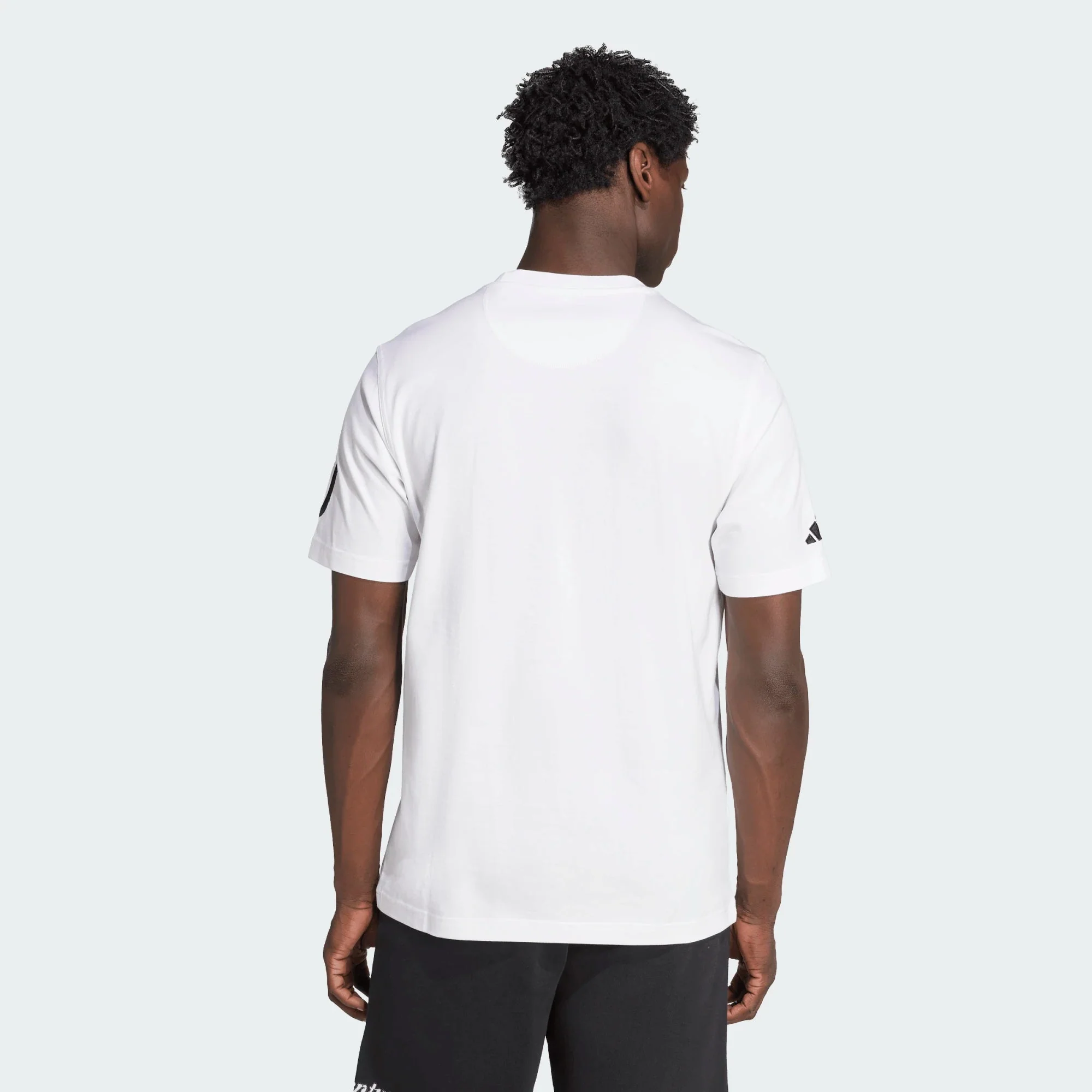 adidas 2025-26 Juventus Men's US Tee - Image 4