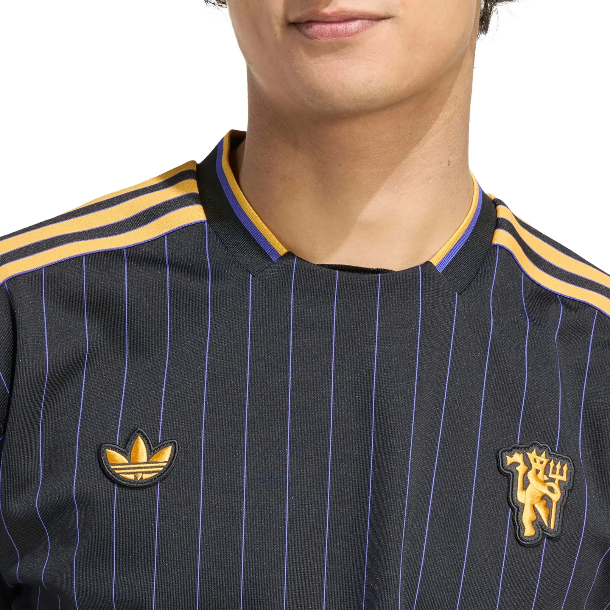 adidas 2025-26 Manchester United Men's Icon Soccer Jersey - Image 3