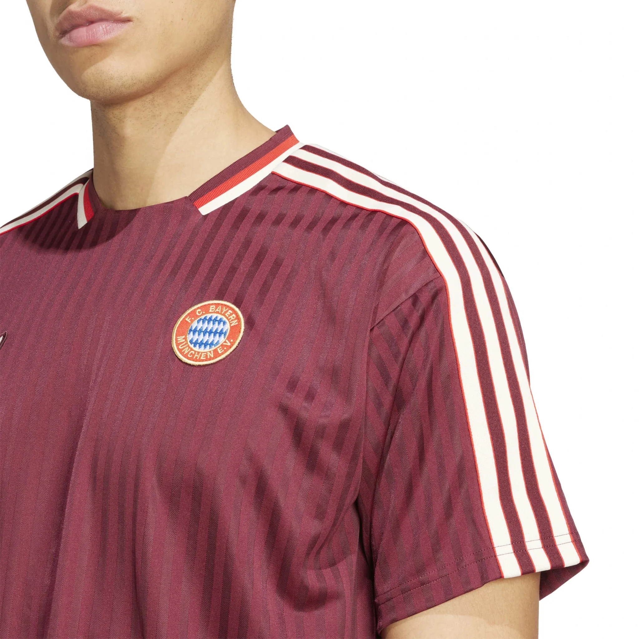 adidas 2025 Bayern Munich Men's Icon Soccer Jersey - Image 9