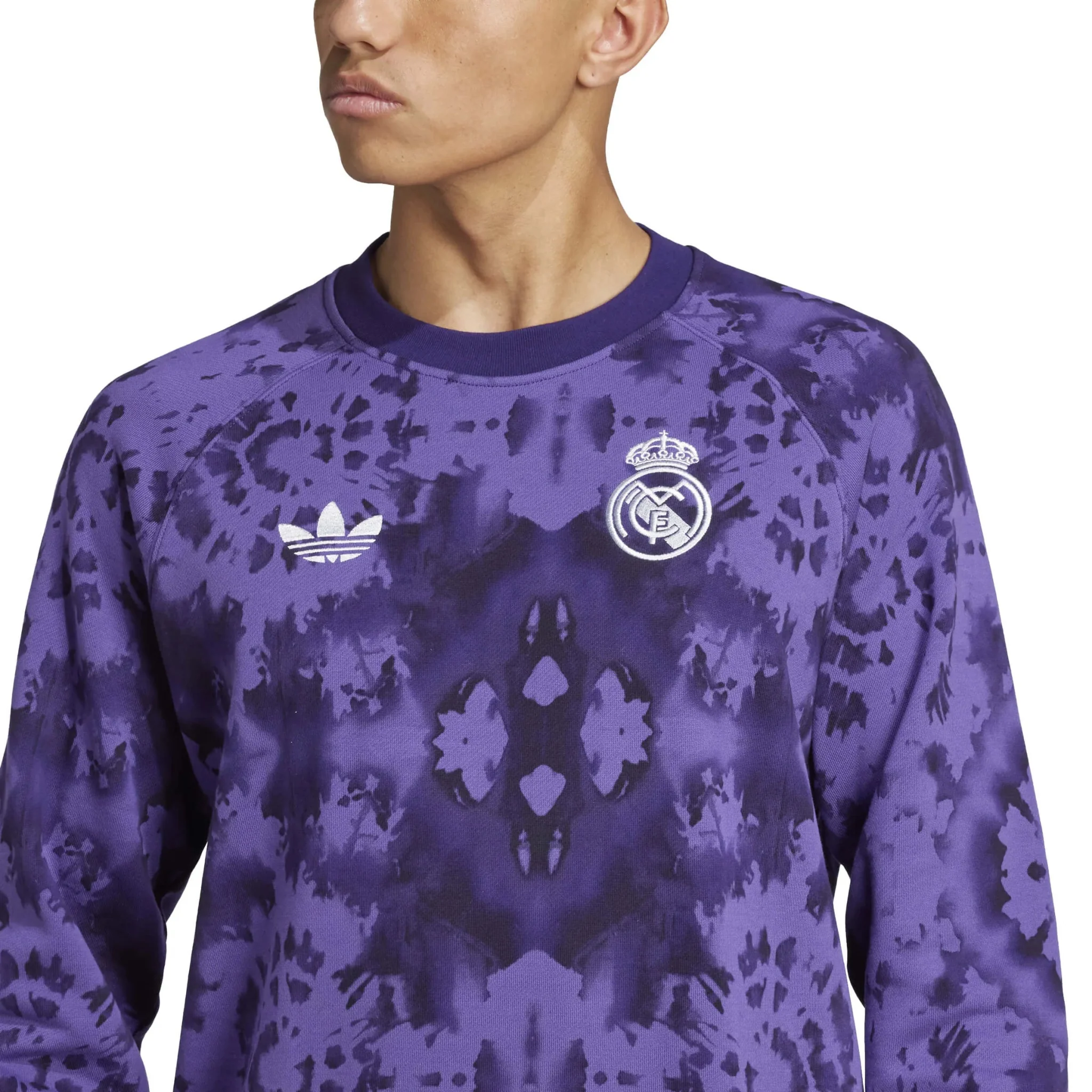 adidas 2024/25 Real Madrid Men's CNY Crewneck Sweatshirt - Image 5