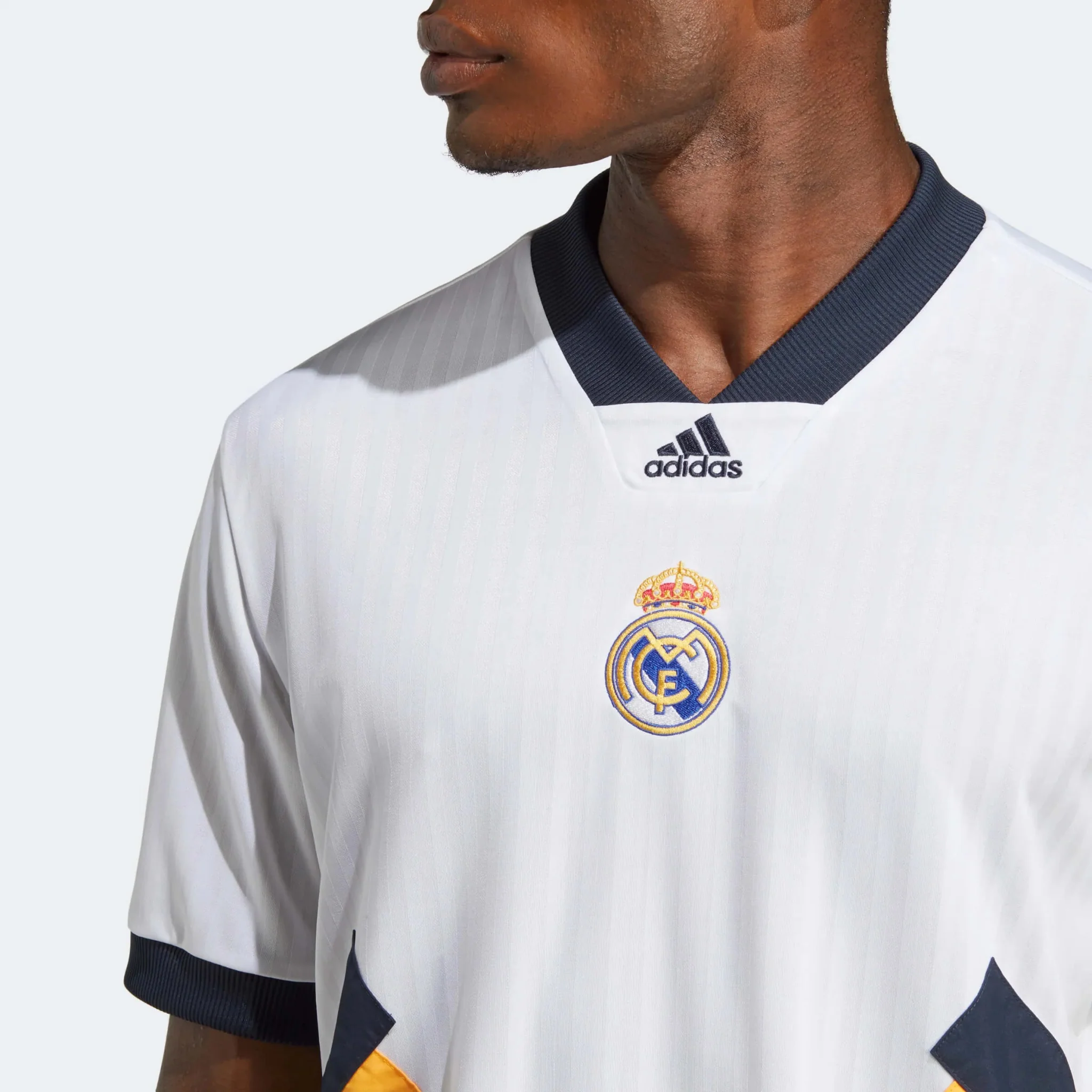 adidas 2023 Real Madrid Icon Jersey - White - Image 6