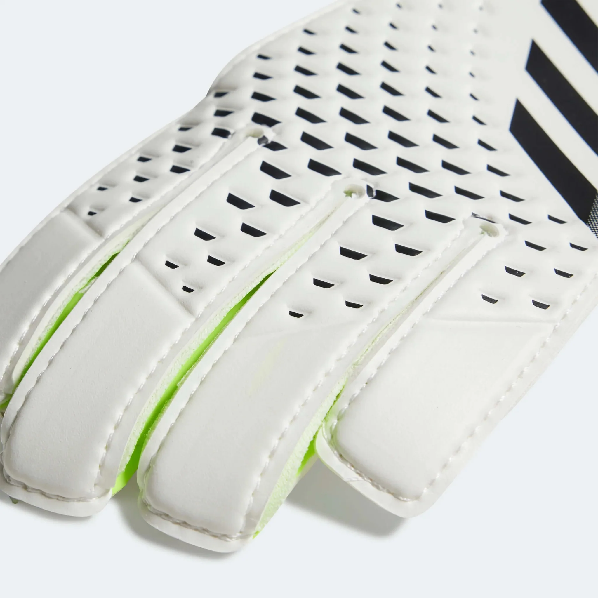 adidas FA23 Predator Training Youth Goalkeeper Gloves - Image 3