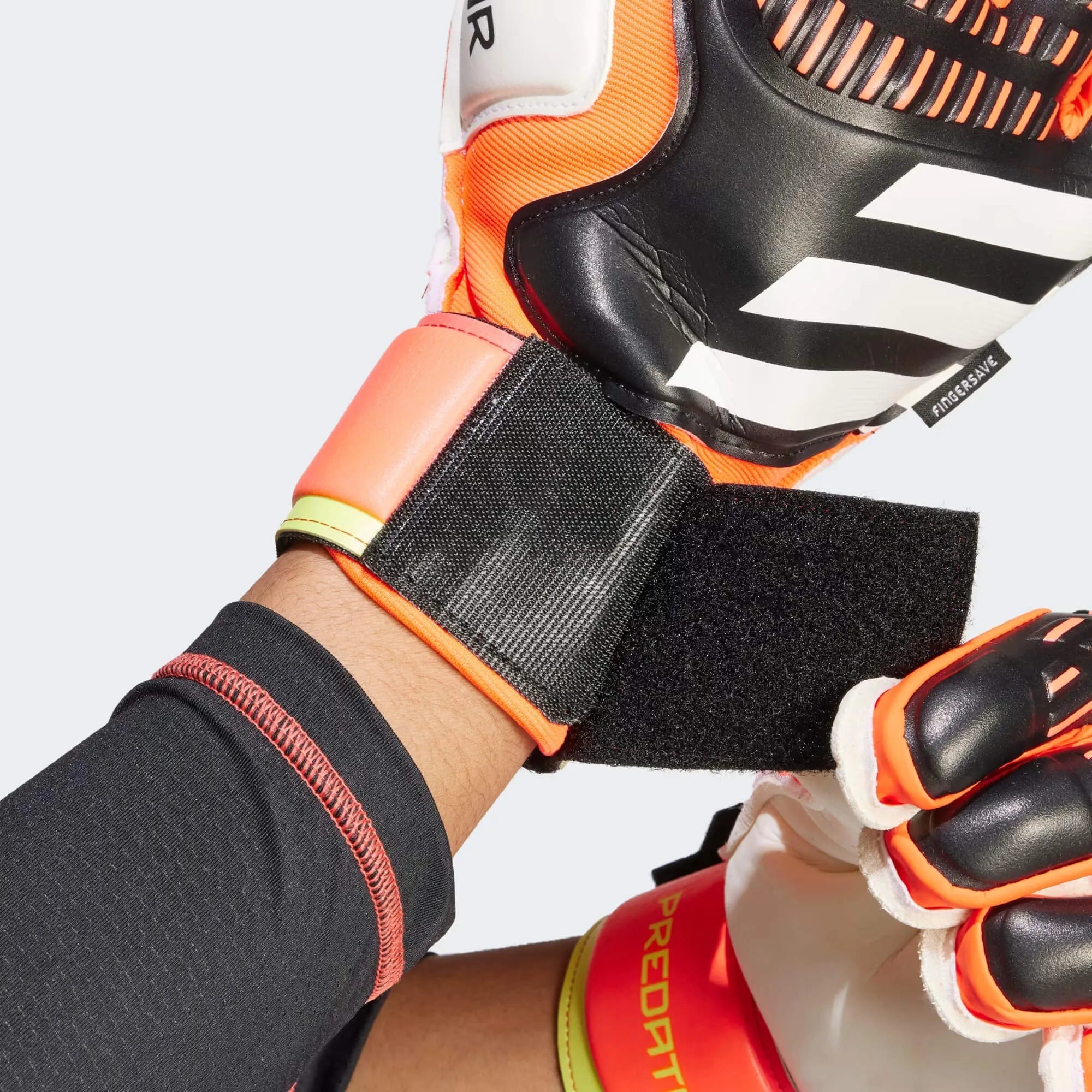 adidas Predator GL Match FS Goalkeeper Gloves - Image 4