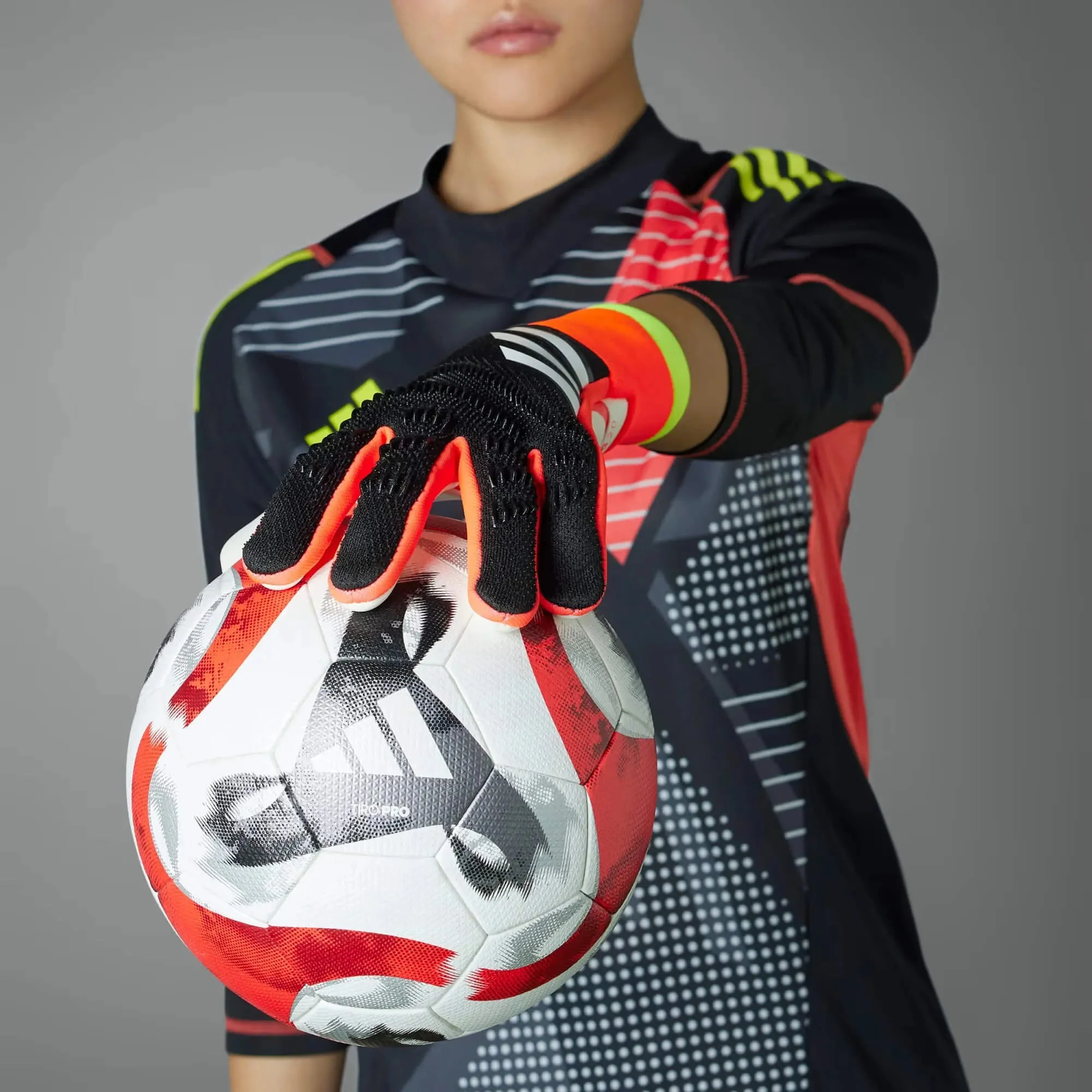 adidas Predator GL Pro Goalkeeper Gloves - Image 4