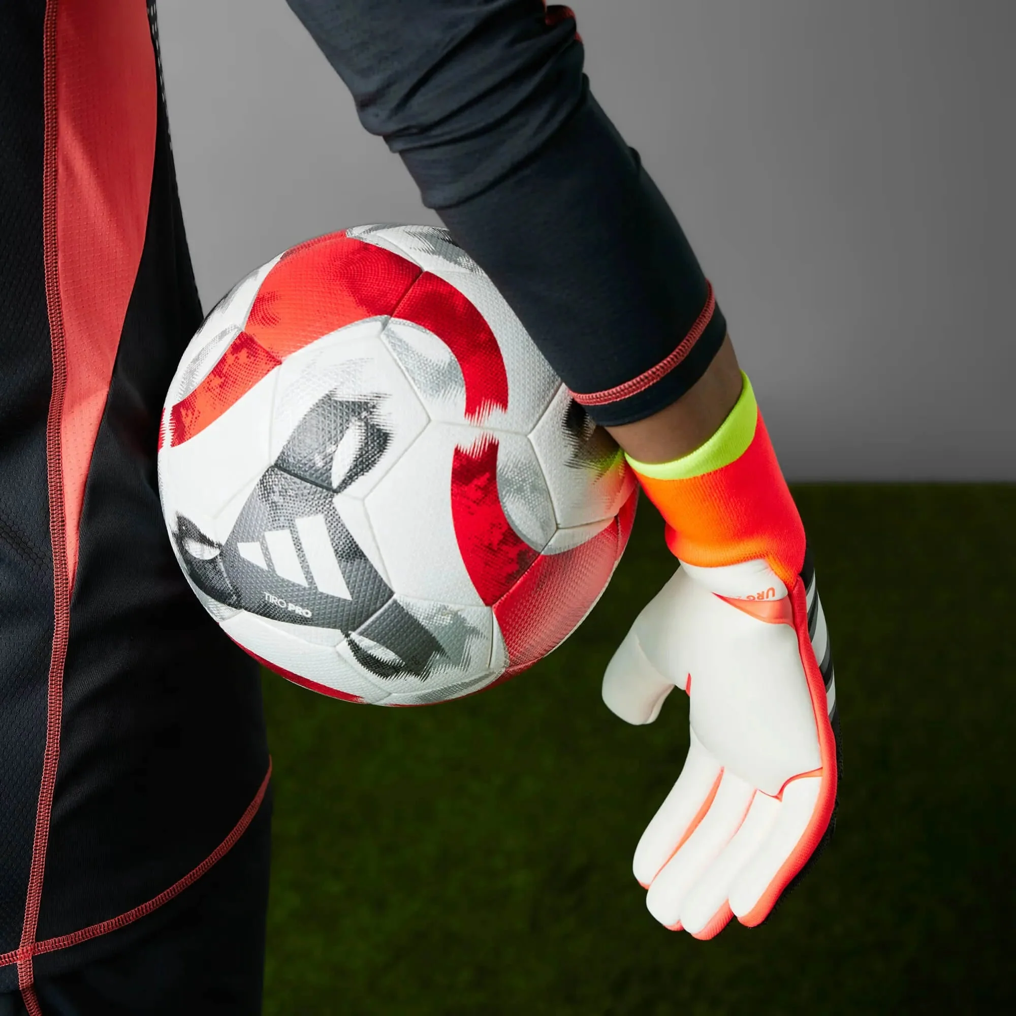 adidas Predator GL Pro Goalkeeper Gloves - Image 5