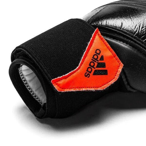 adidas Classic Pro Goalkeeper Gloves - Image 6