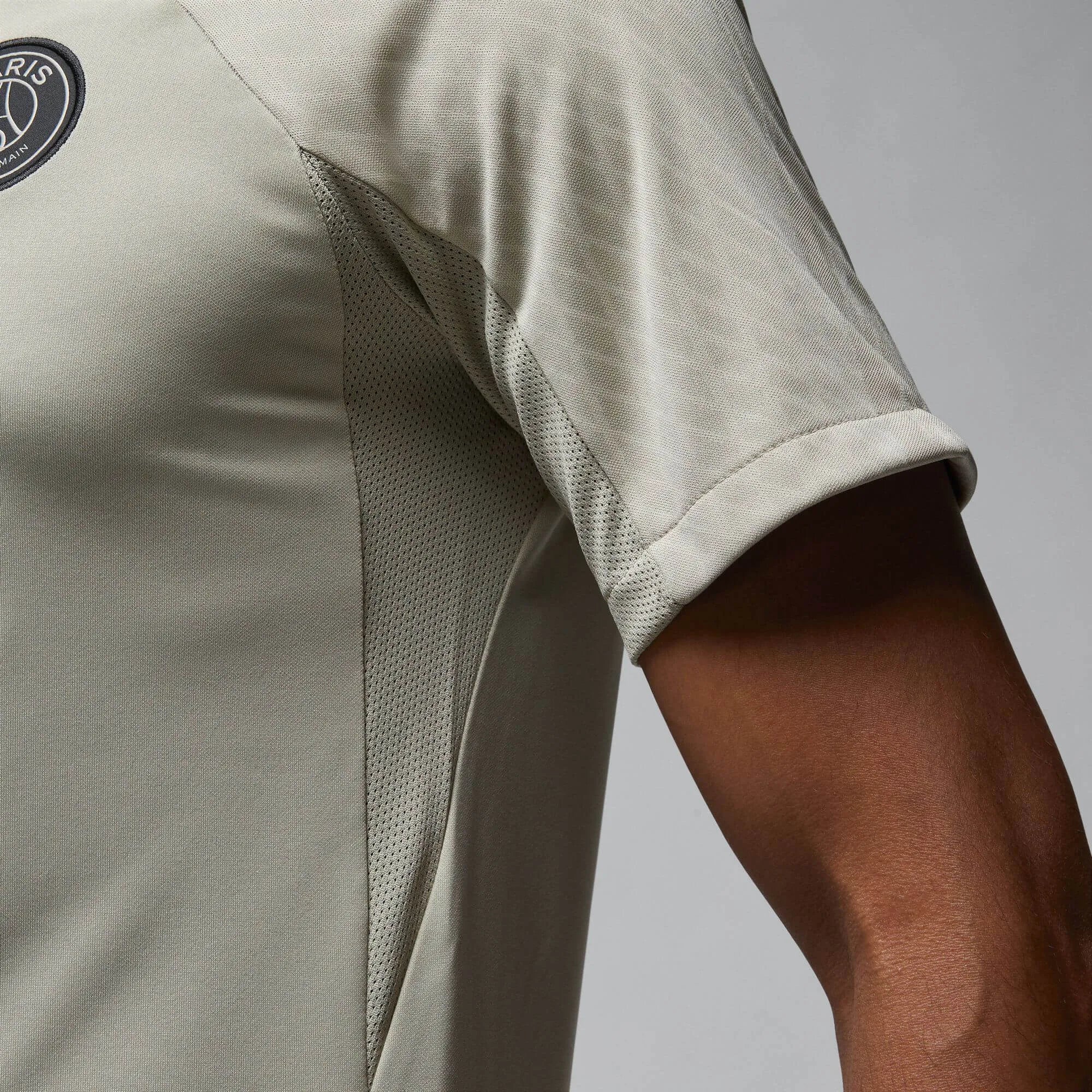 Jordan 2023-24 PSG Men's Dri-Fit Third Training Top - Image 5