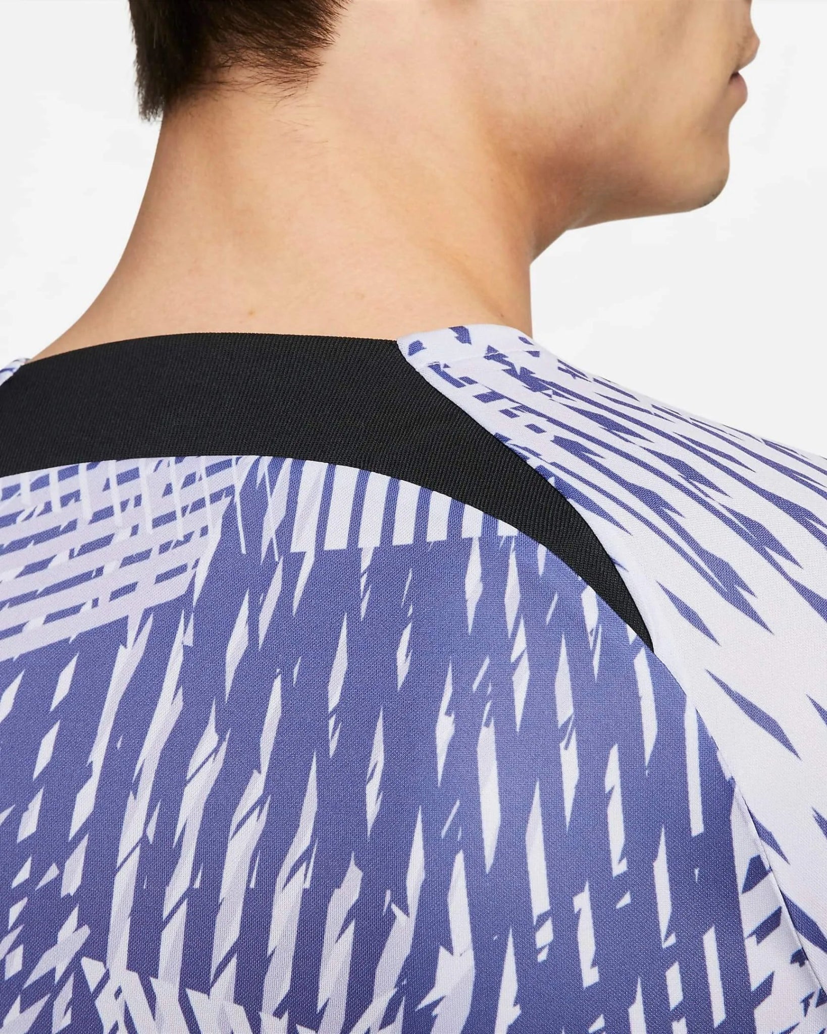 Nike 2022-23 Liverpool Men's Away Pre-Match - Image 4