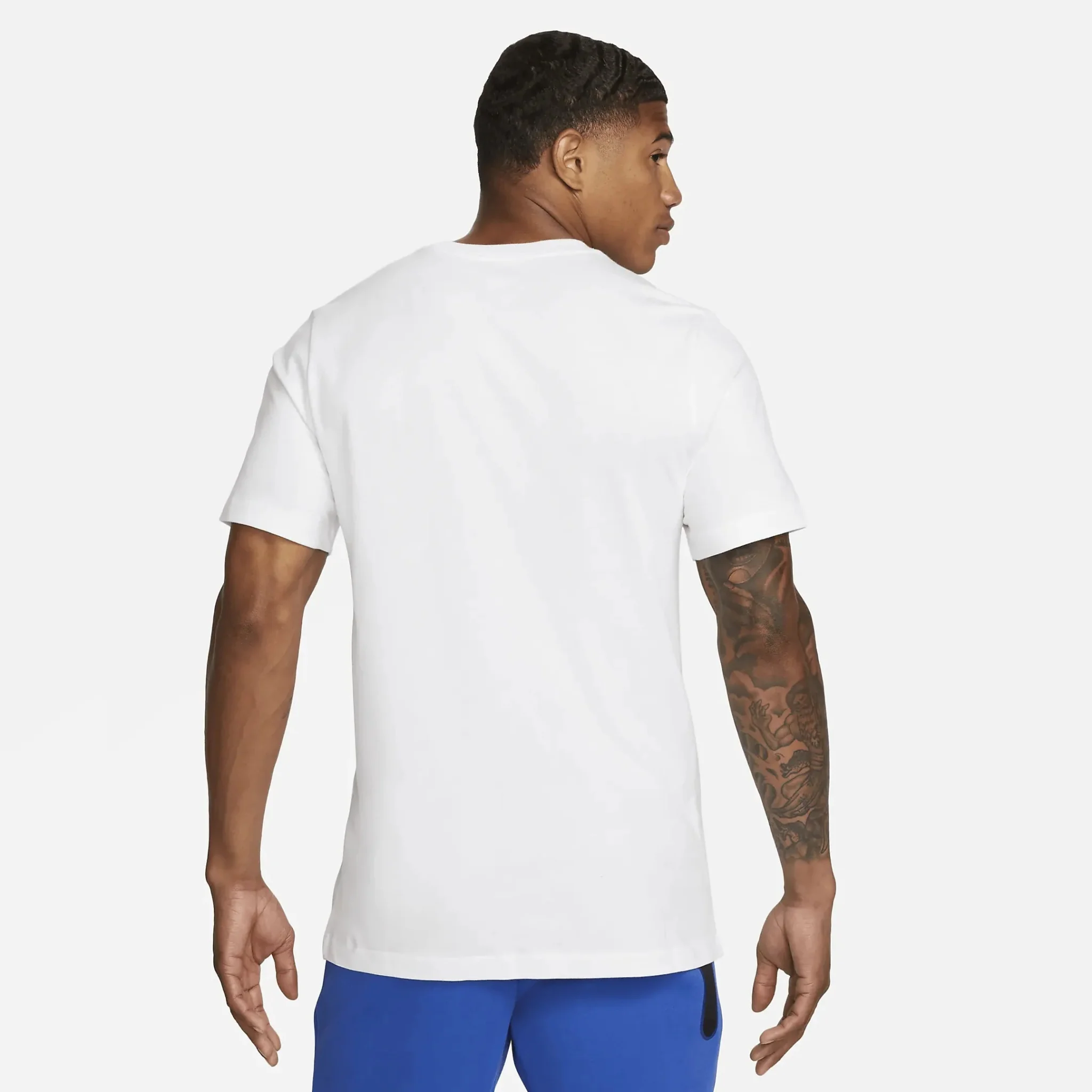 Nike 2023-24 Barcelona Crest Tee - White - Image 2