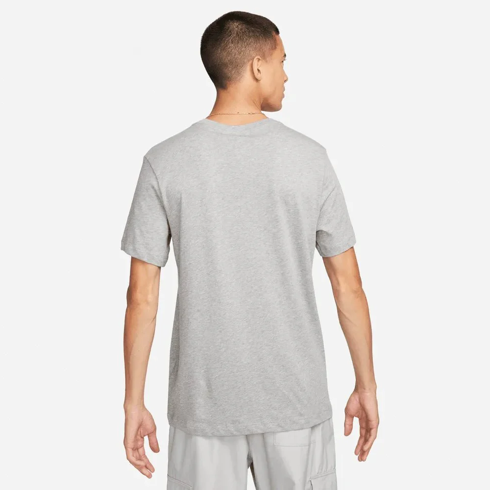 Nike 2023-24 Barcelona Men's Crest Tee - Image 2