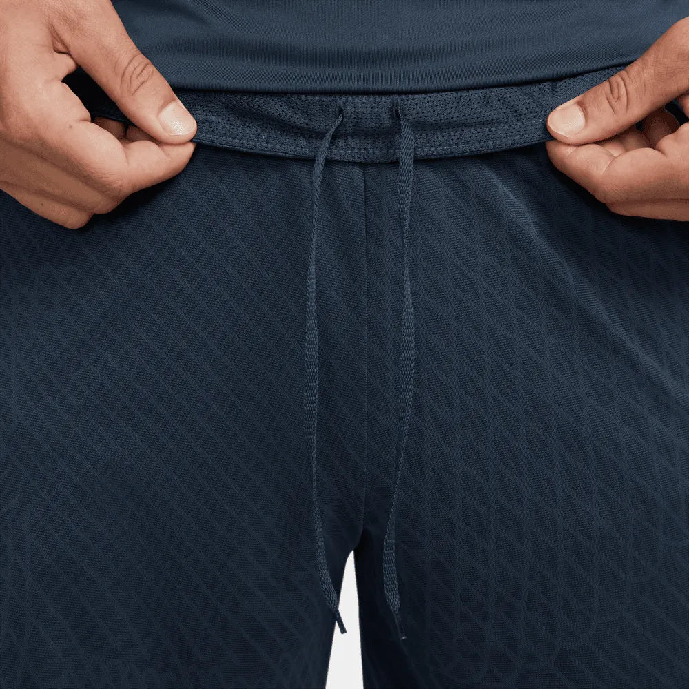 Nike 2023-24 Barcelona Men's Strike Third Shorts - Image 4