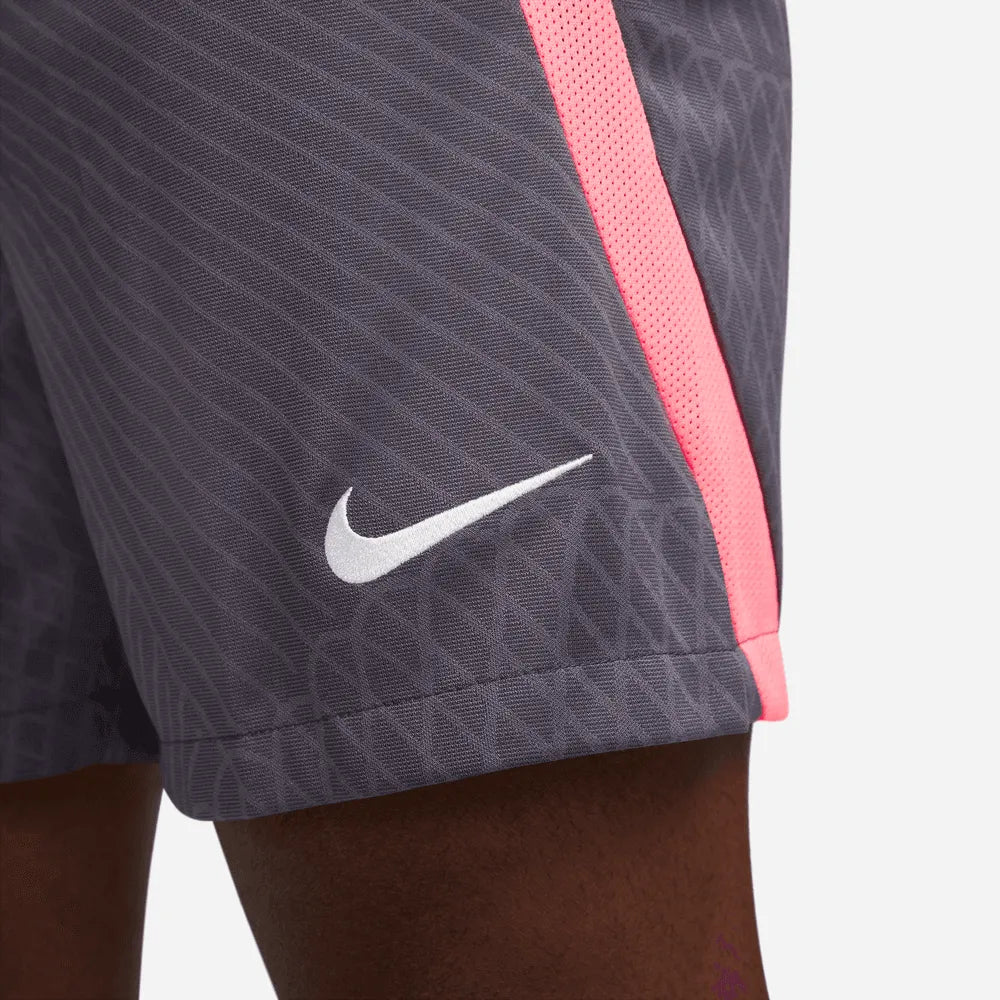 Nike 2023-24 Liverpool Men's Strike Shorts - Image 7