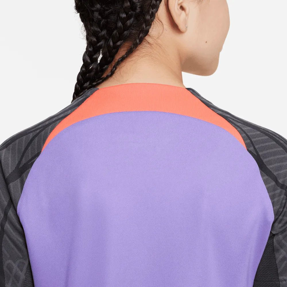 Nike 2023-24 Liverpool Youth Strike Training Jersey - Image 4