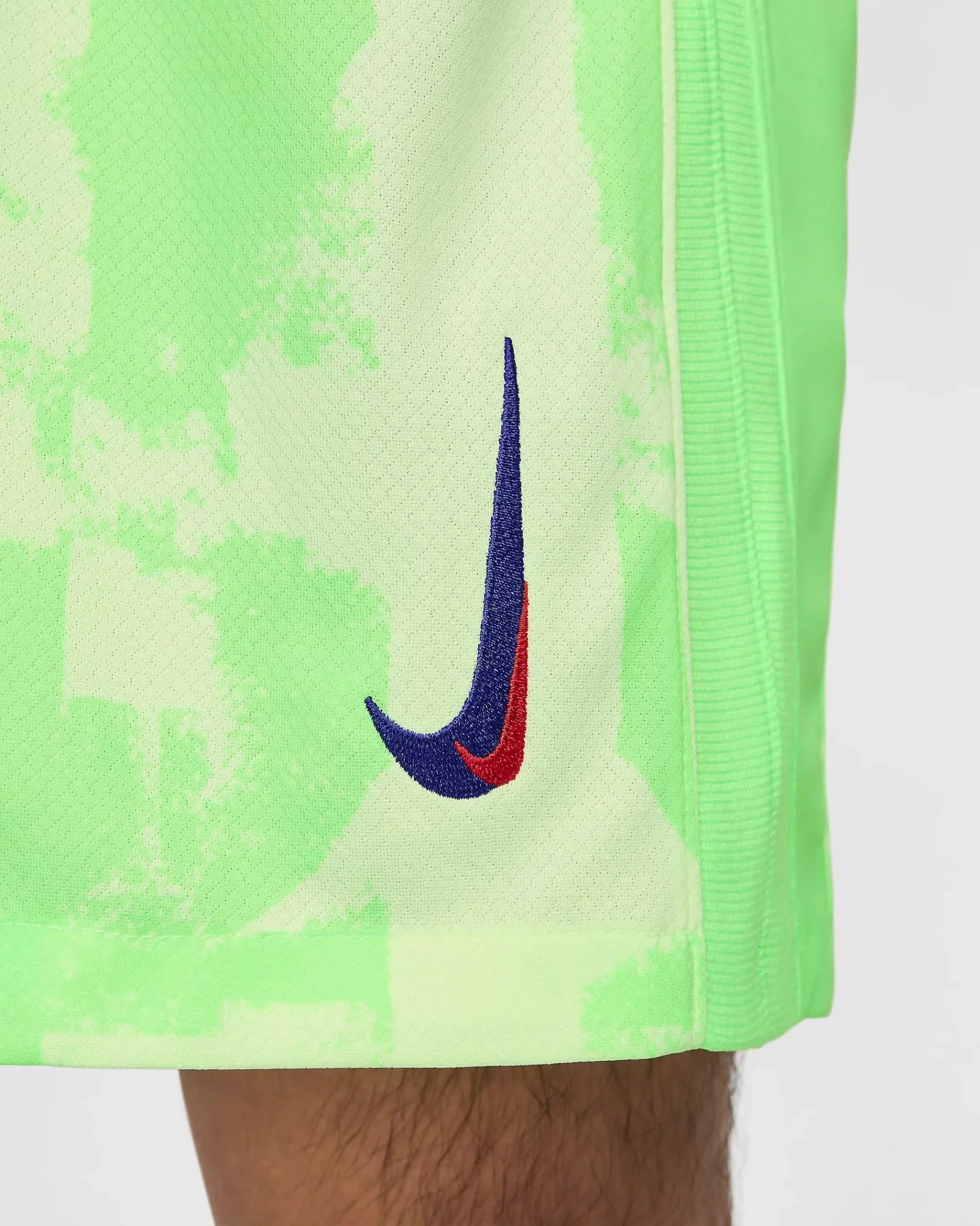 Nike 2024-25 Barcelona Men's Stadium Third Shorts - Image 6