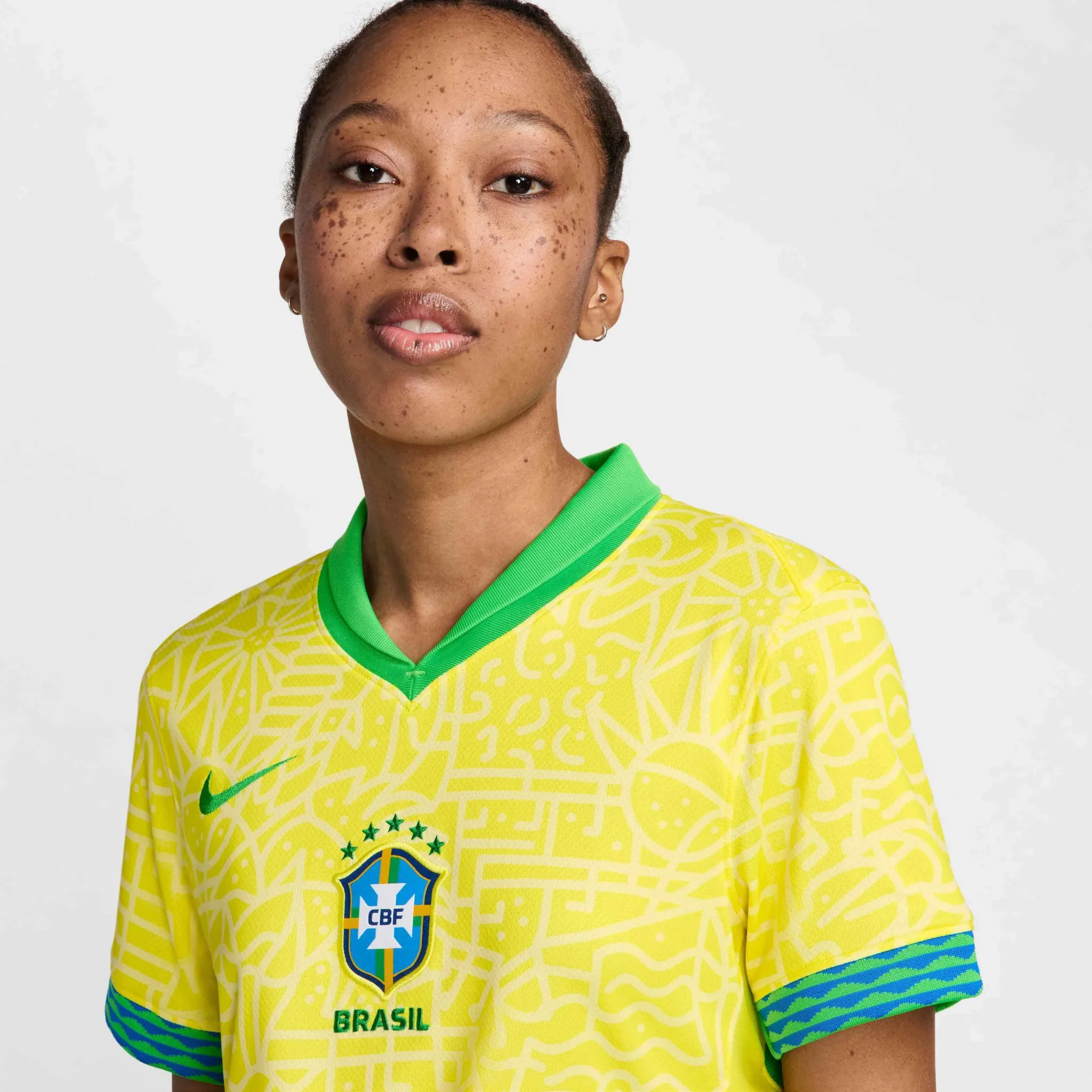 Nike 2024-25 Brazil Women's Stadium Home Jersey - Image 5