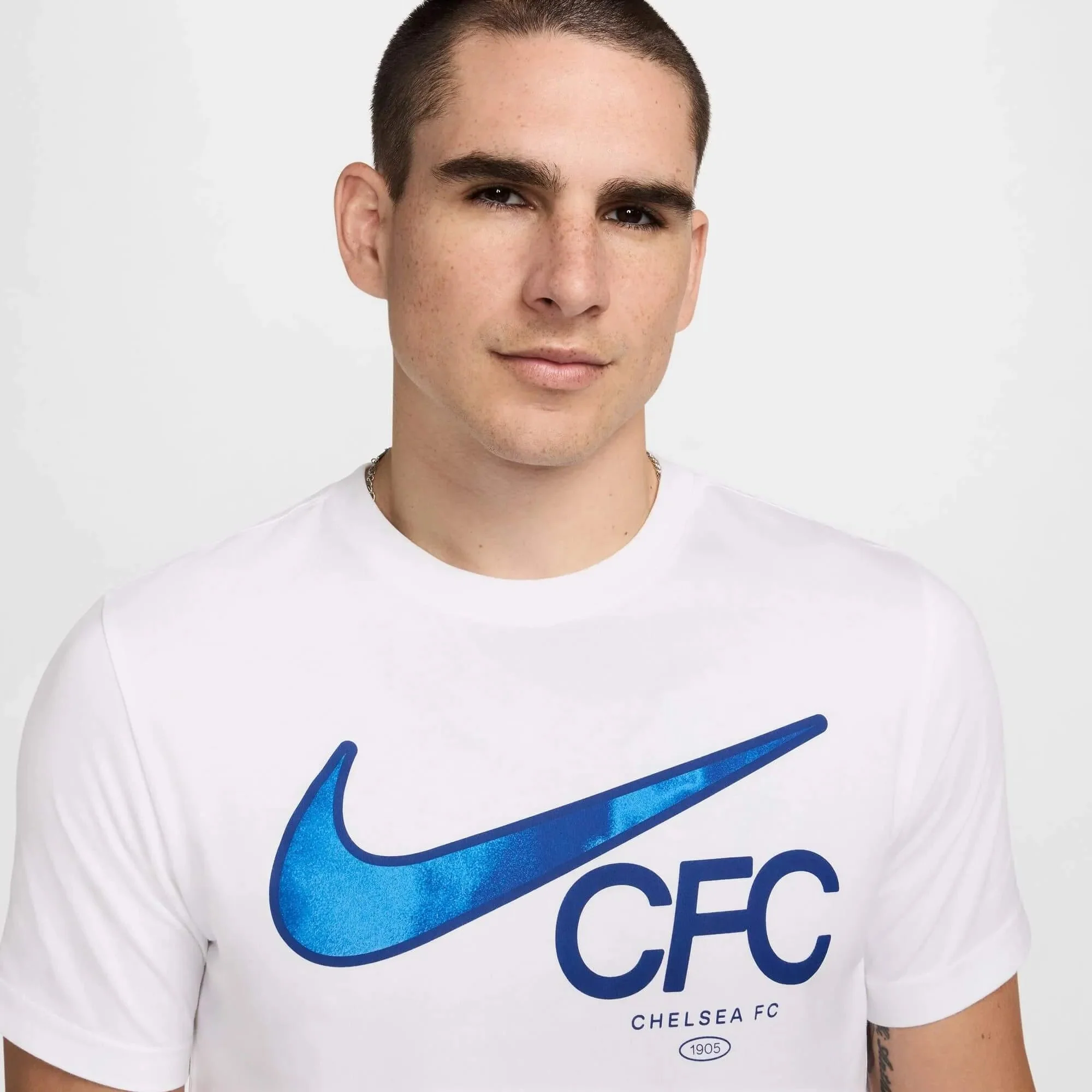 Nike 2024-25 Chelsea Men's Swoosh Tee - Image 3