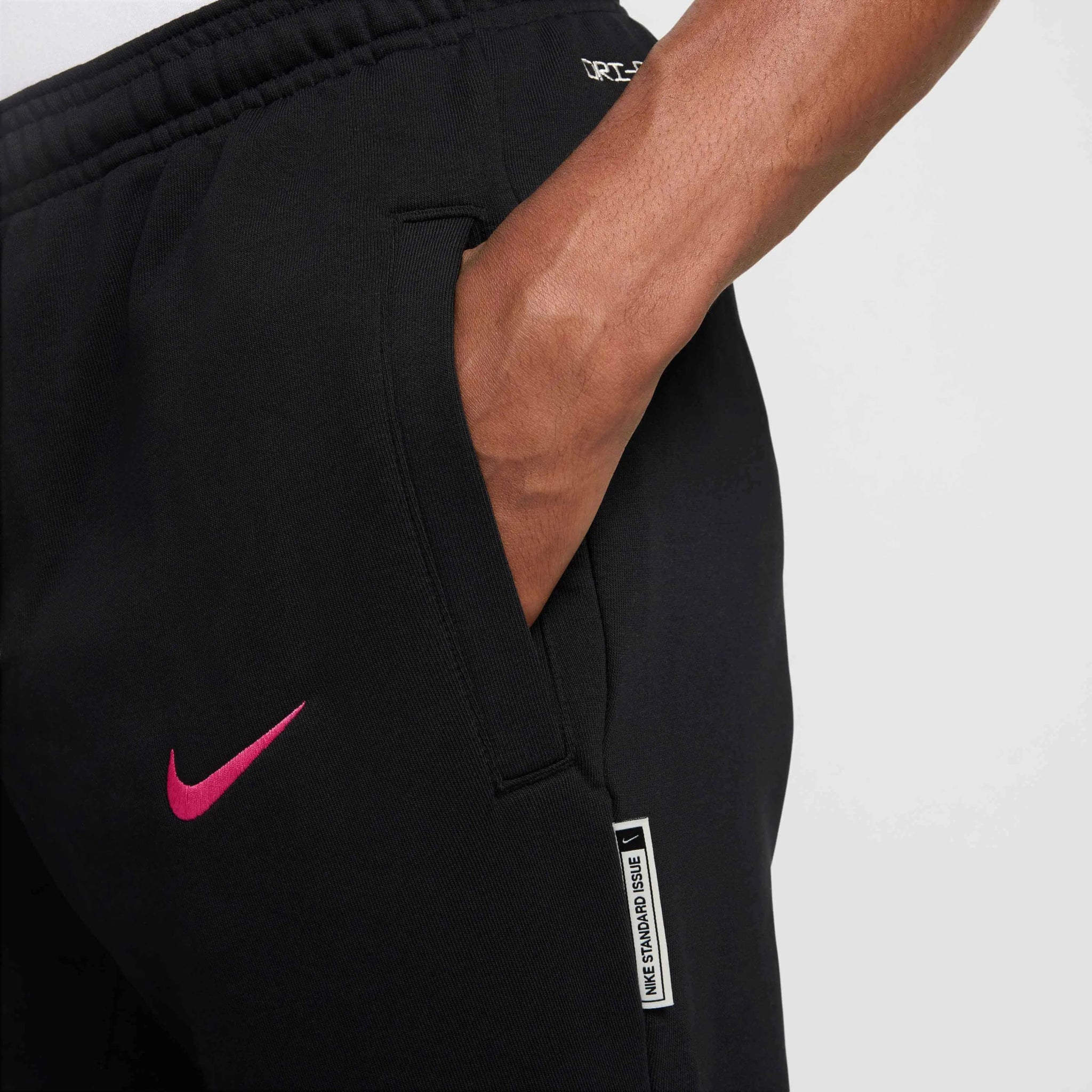 Nike 2024-25 Chelsea Men's Tapered Pants - Image 3