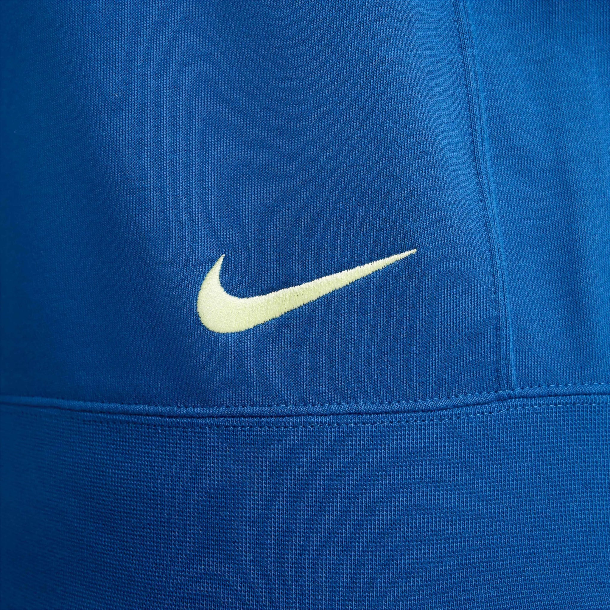 Nike 2024-25 Club America Men's Pullover Hoodie - Image 6