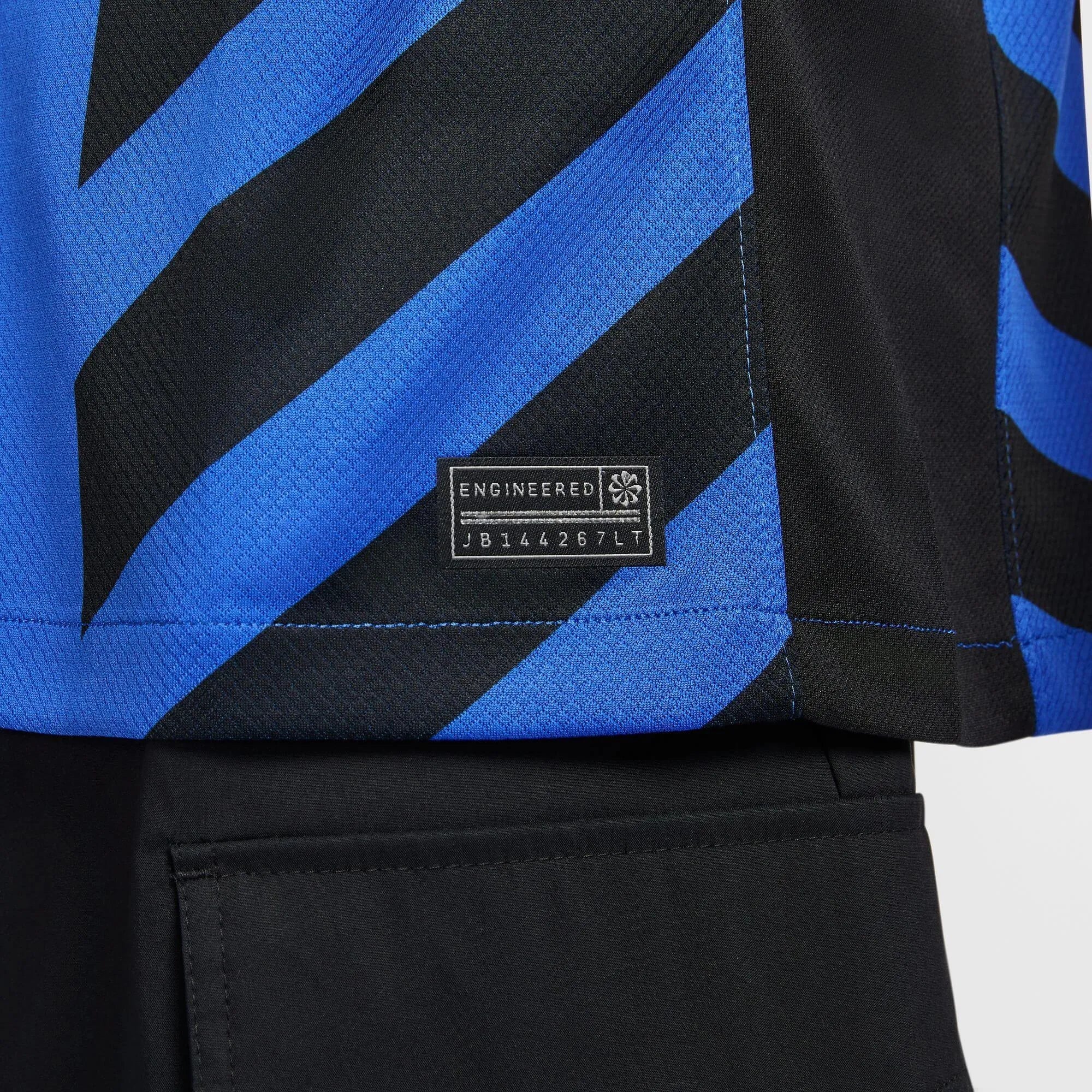 Nike 2024-25 Inter Milan Men's Stadium Home Jersey - Image 9
