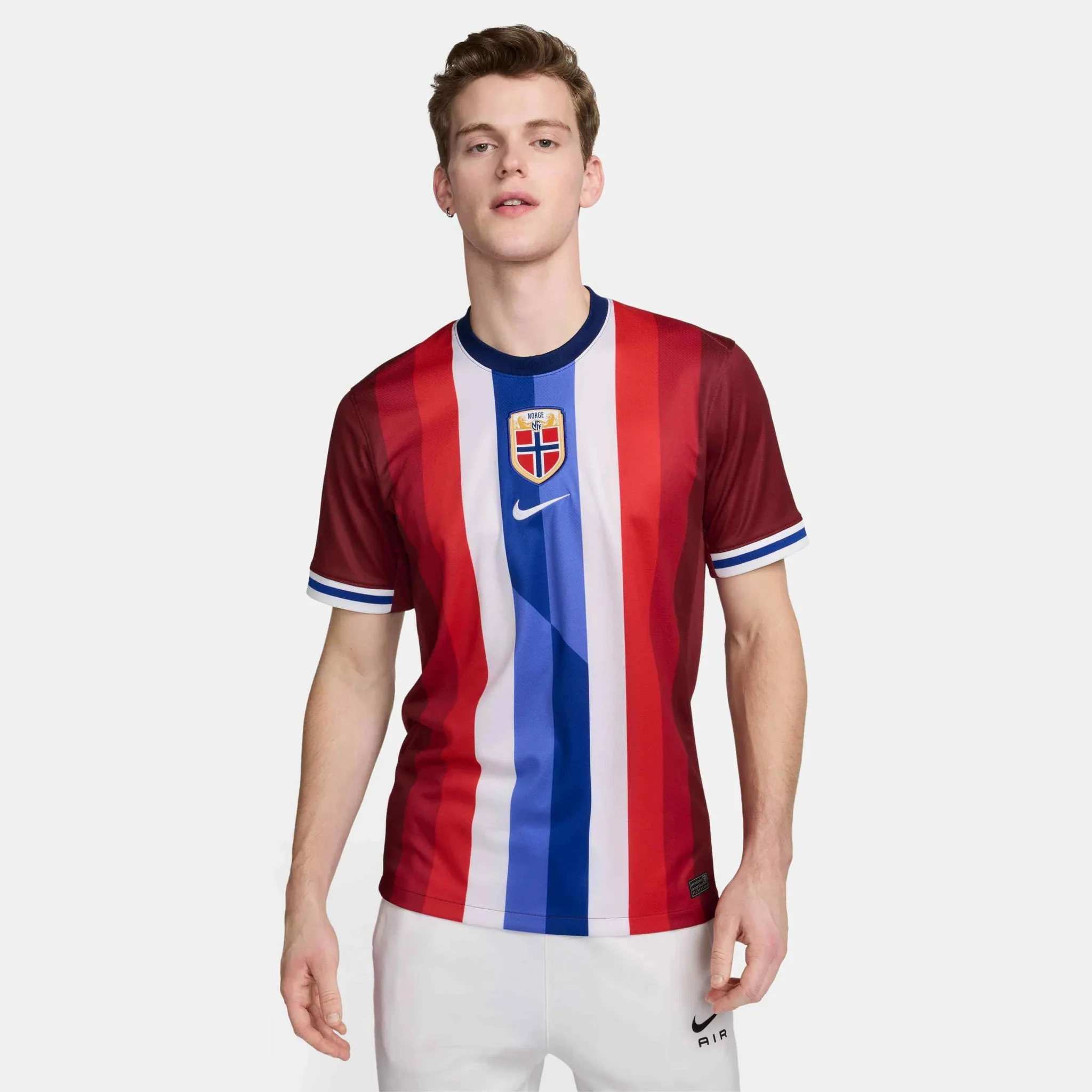 Nike 2024-25 Norway Men's Stadium Home Jersey - Image 4