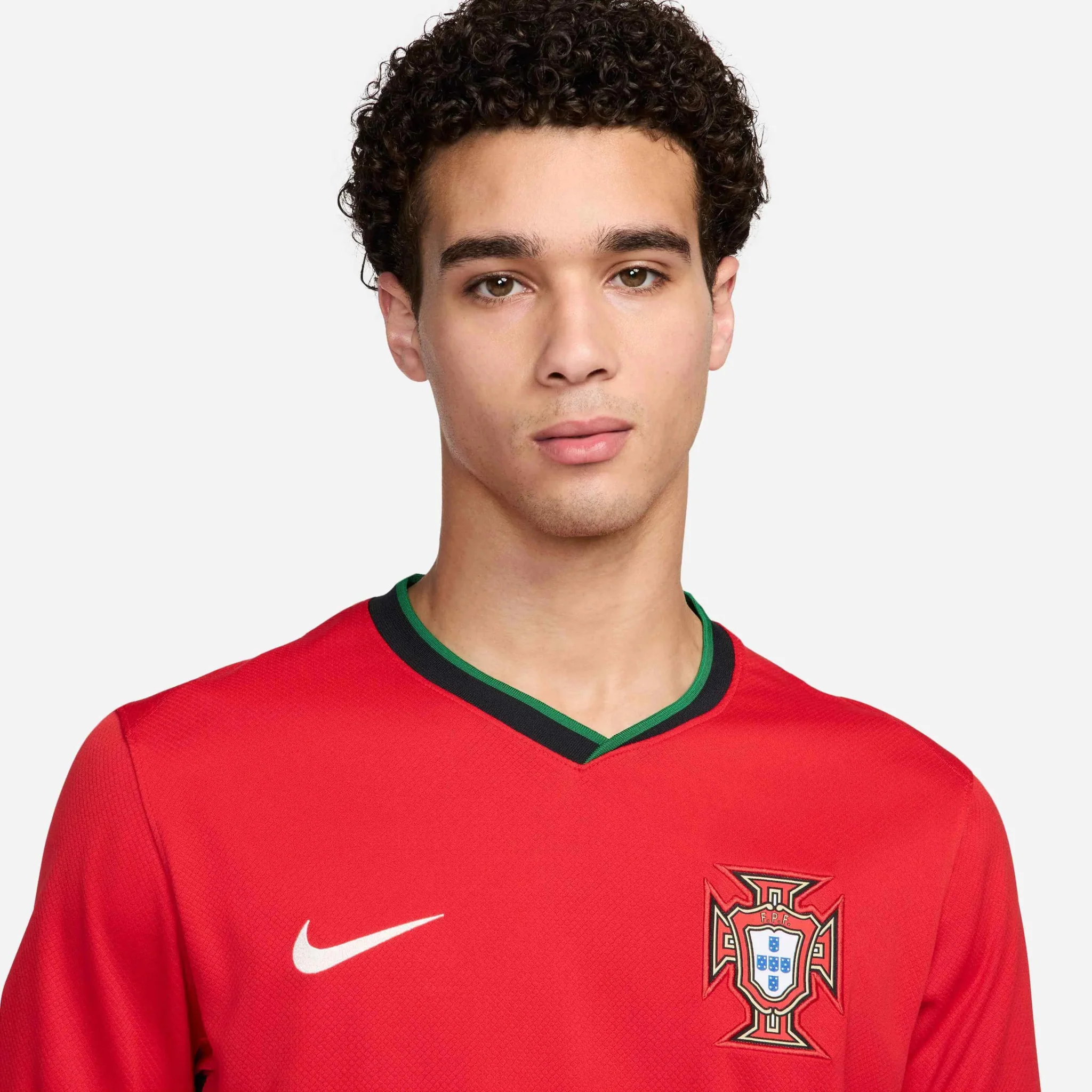 Nike 2024-25 Portugal Men's Stadium Home Jersey - Image 6