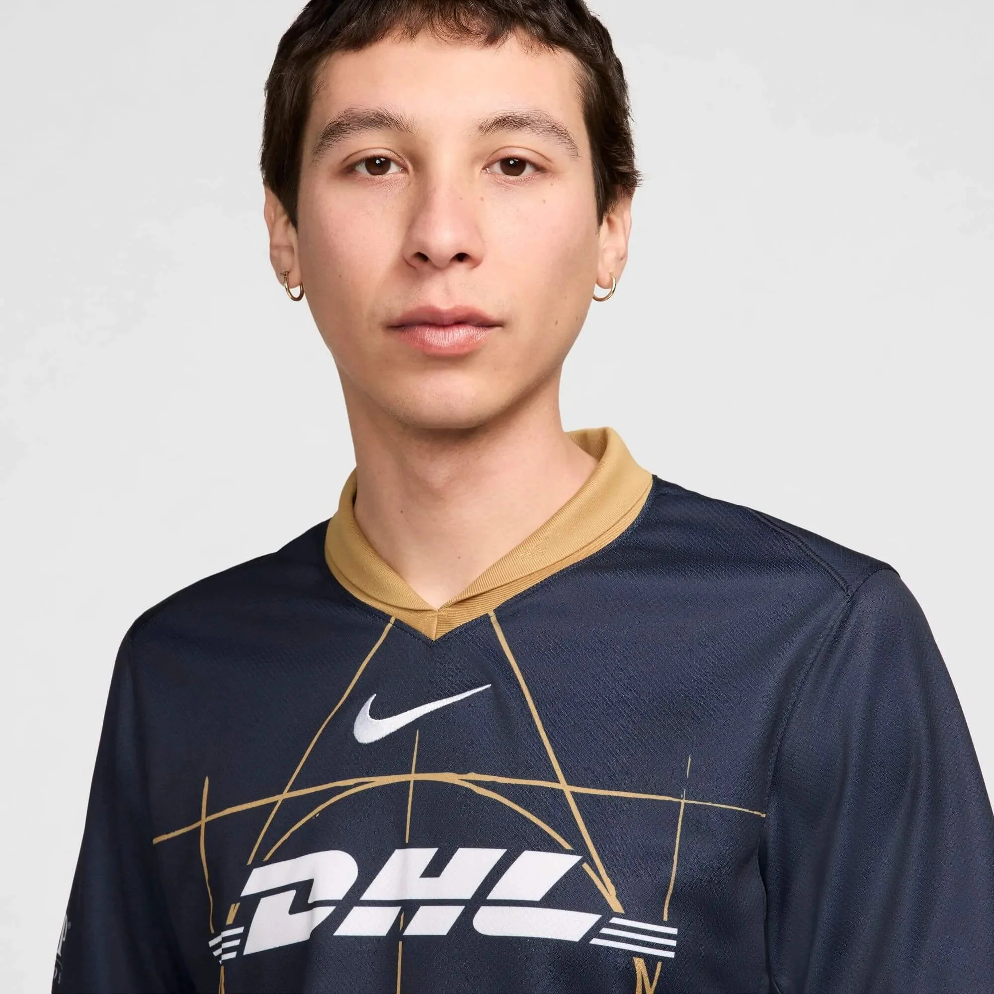 Nike 2024-25 Pumas Men's Stadium Away Jersey - Image 3