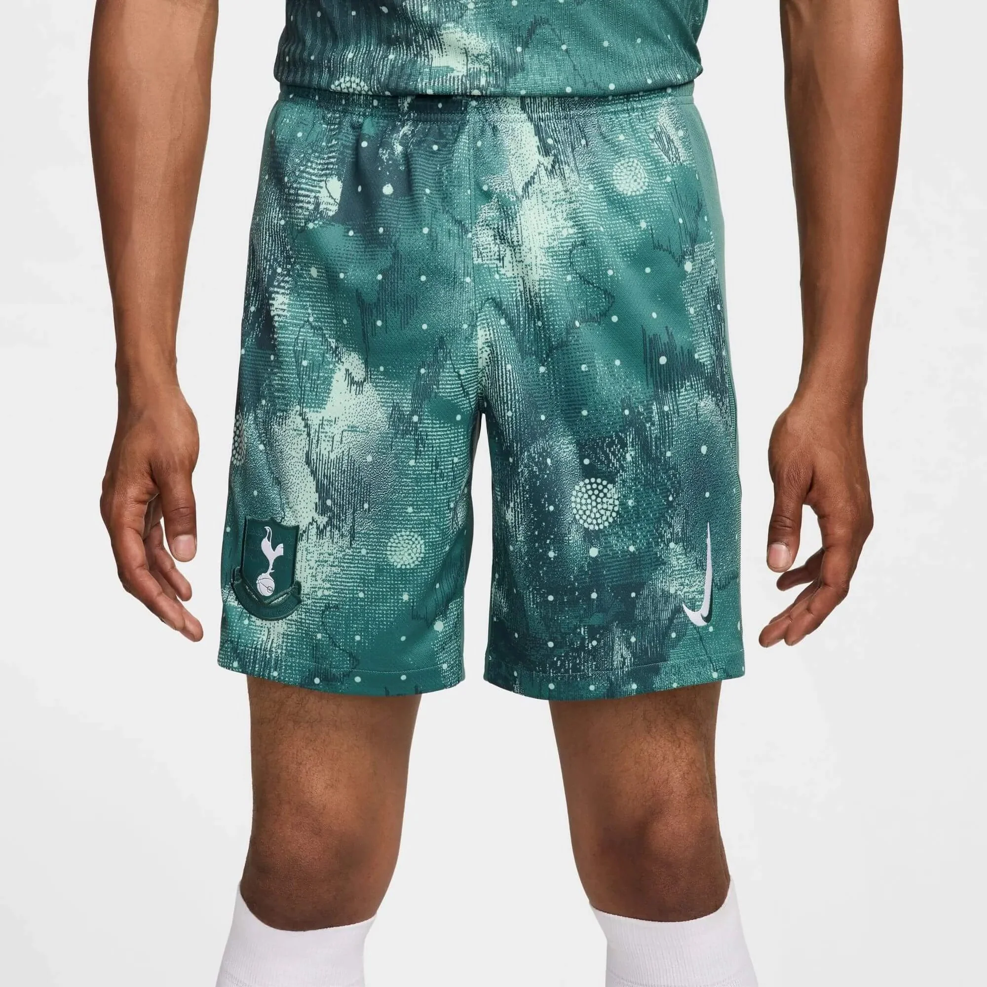 Nike 2024-25 Tottenham Men's Stadium Third Shorts - Image 2