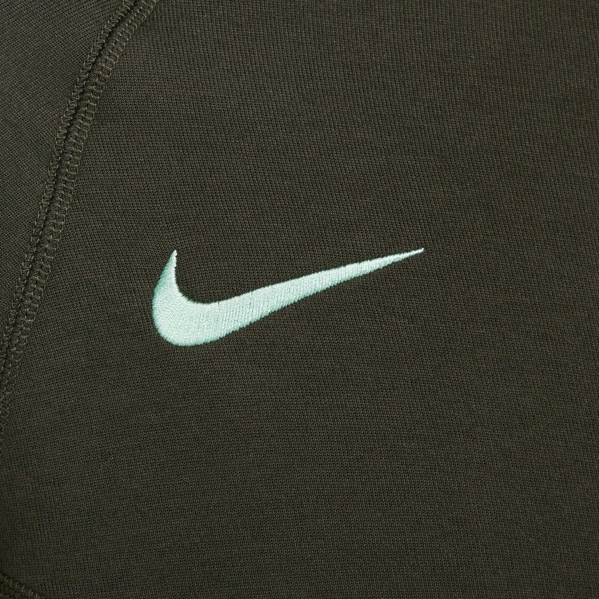 Nike 2024-25 Tottenham Men's Tech Fleece Third Full-Zip Jacket - Image 11