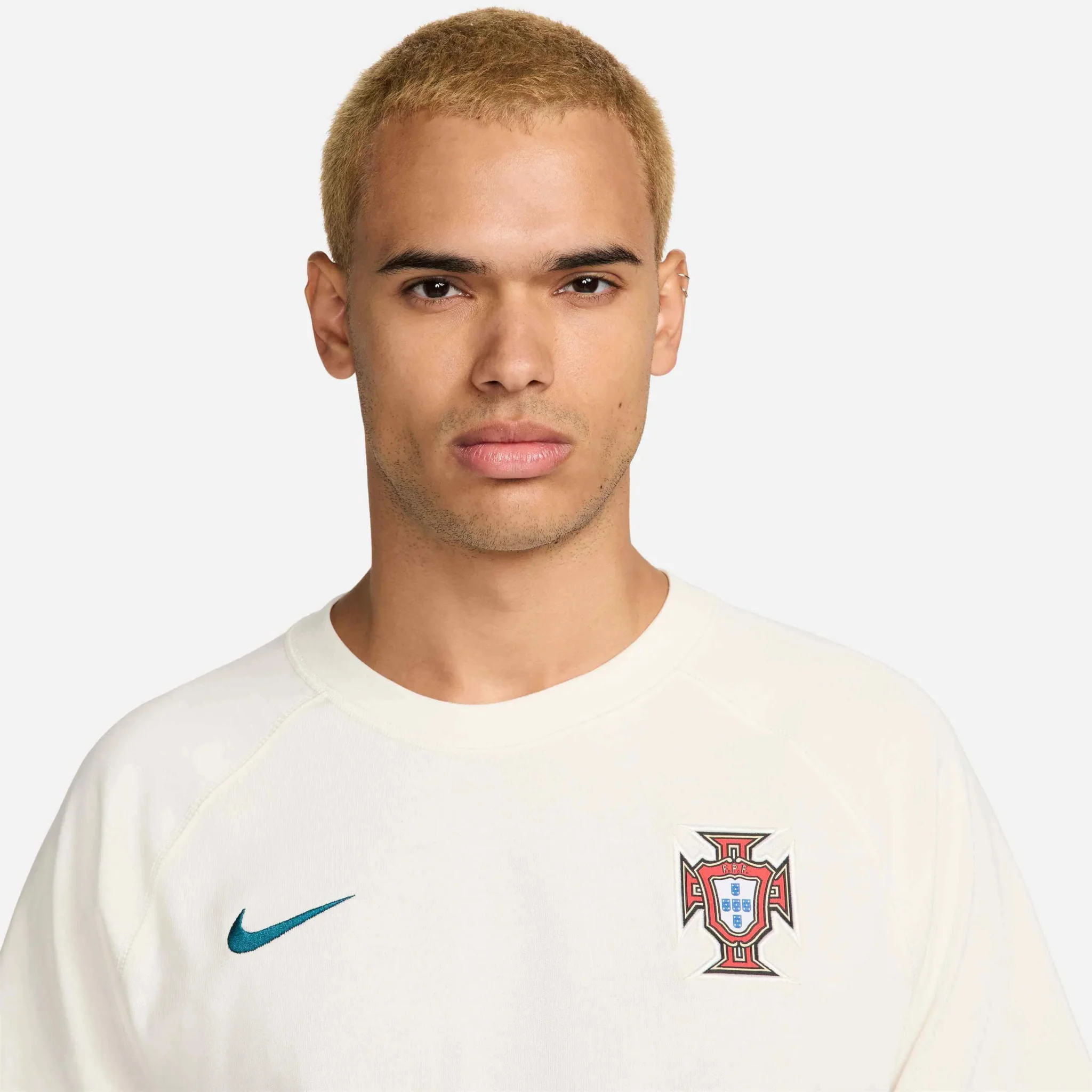 Nike 2024-25 Portugal Men's Travel T-Shirt - Image 3