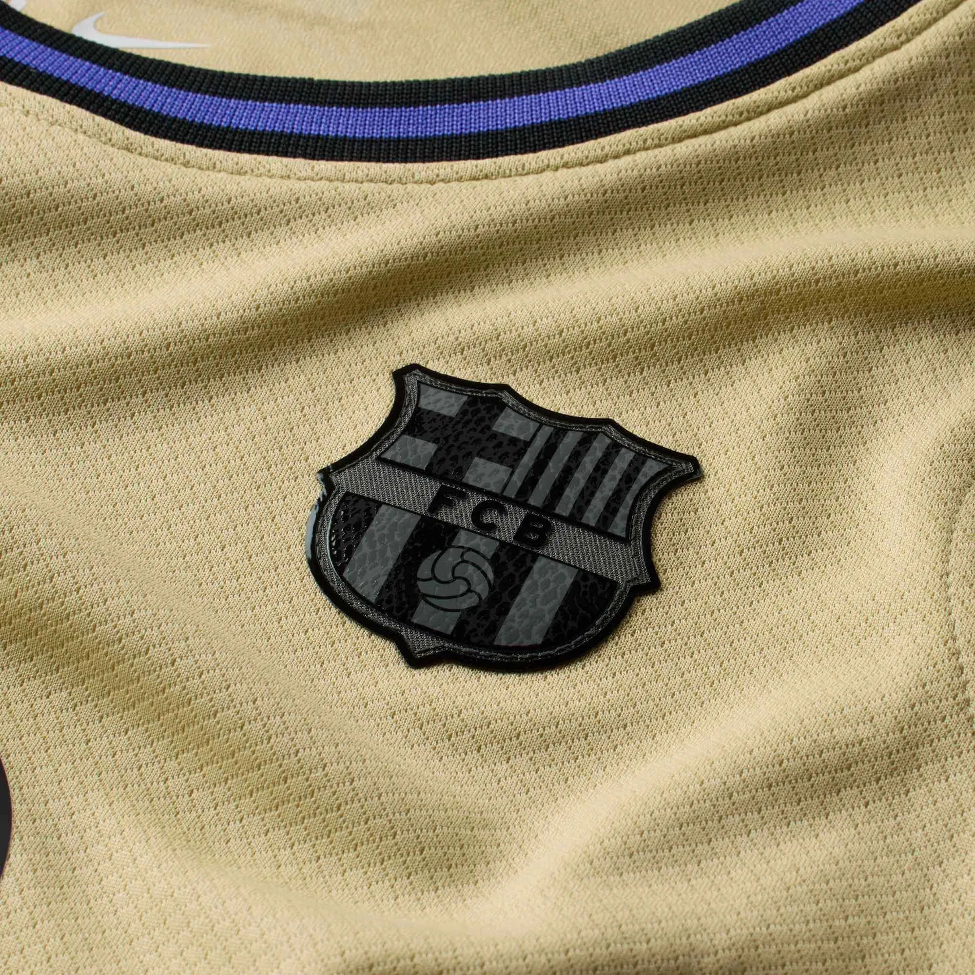 Nike 2025-26 Barcelona Little Kids' Stadium Away Kit - Image 10