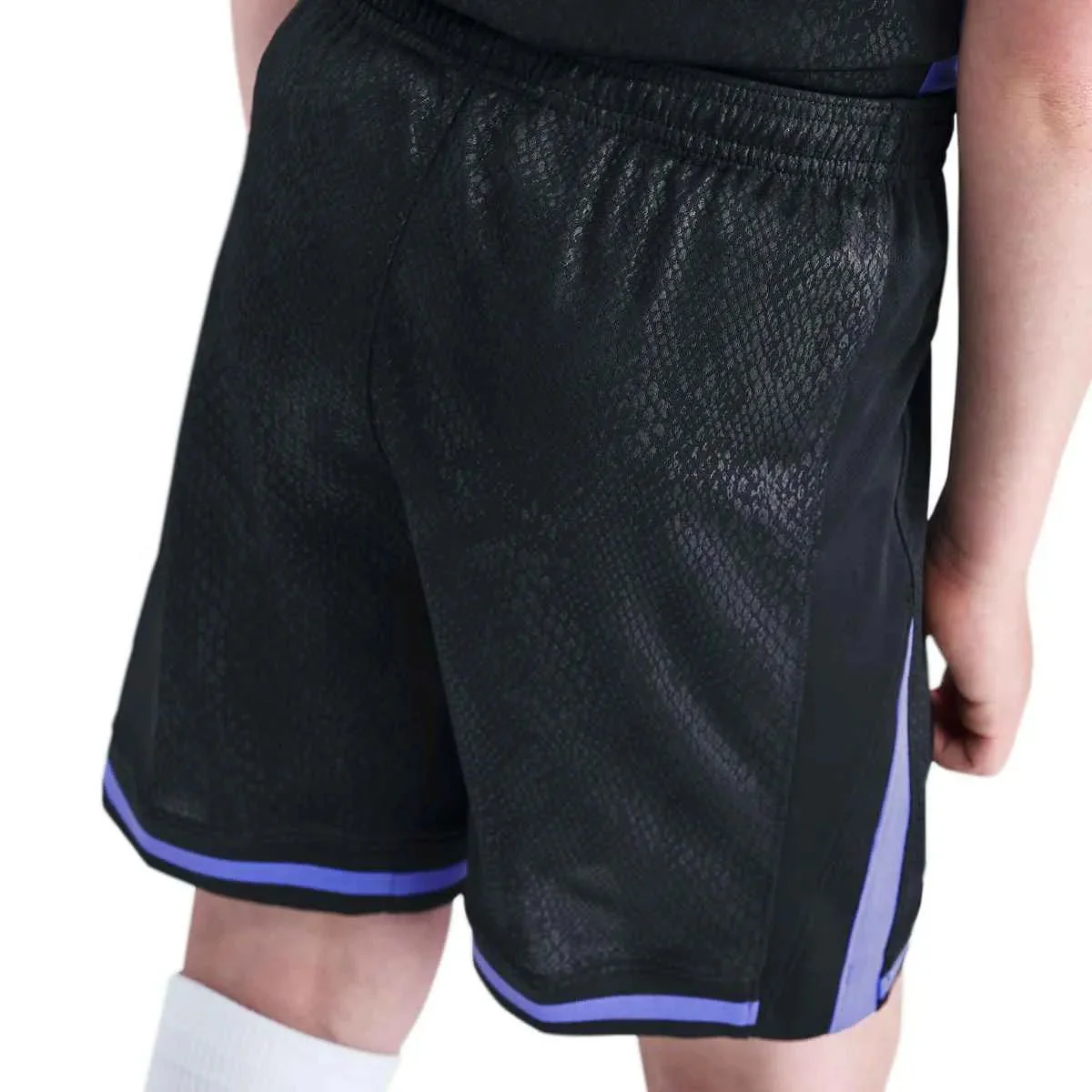 Nike 2025-26 Barcelona Youth Stadium Away Shorts - Image 5