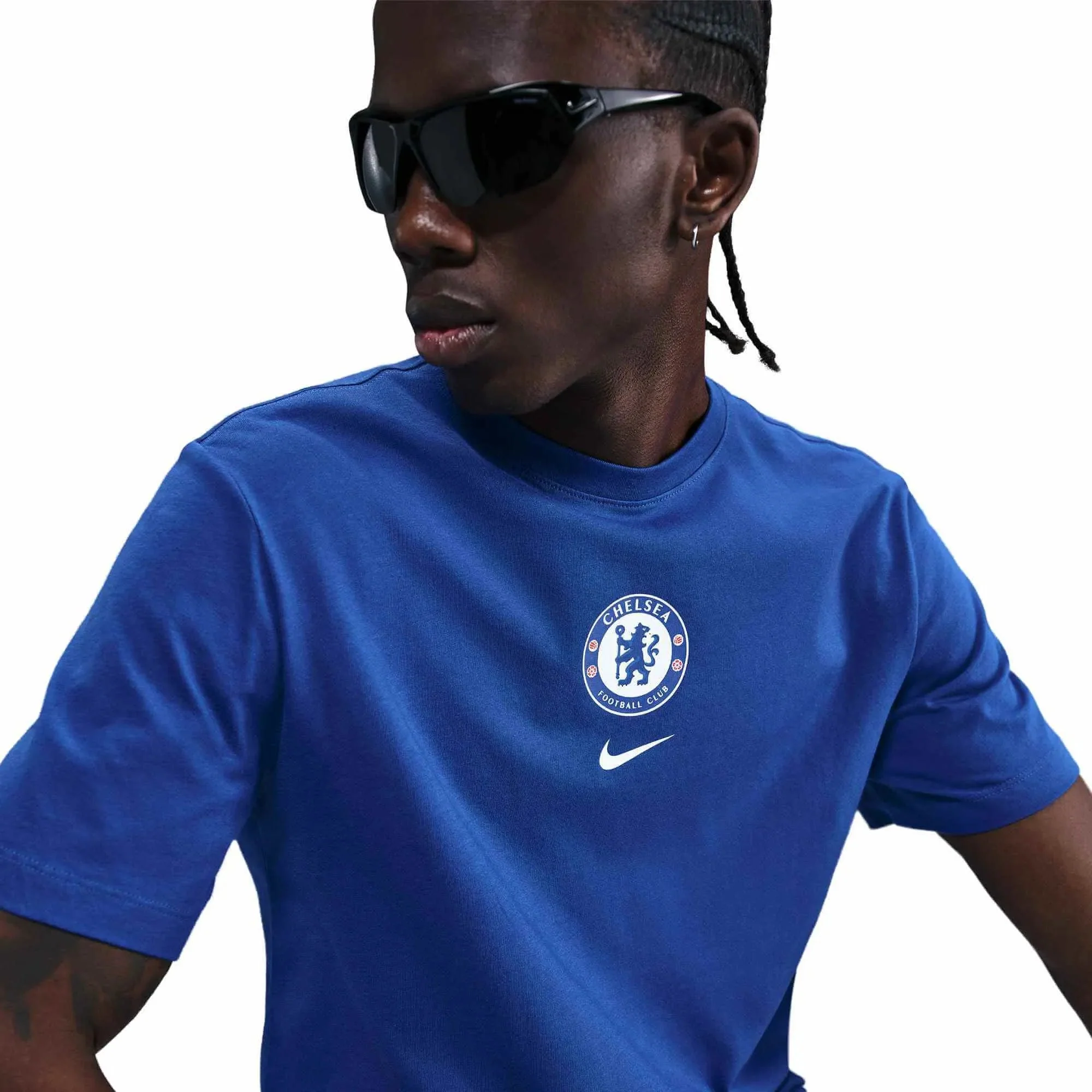 Nike 2025-26 Chelsea Men's Crest Tee - Image 4