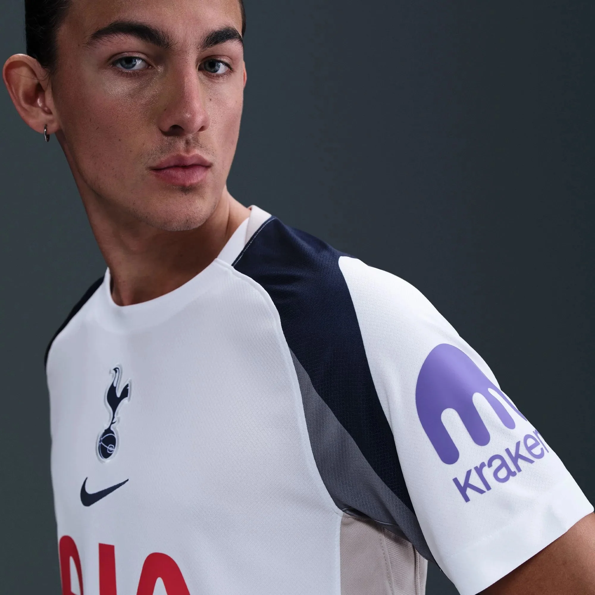 Nike 2025-26 Tottenham Men's Stadium Home Soccer Jersey - Image 6