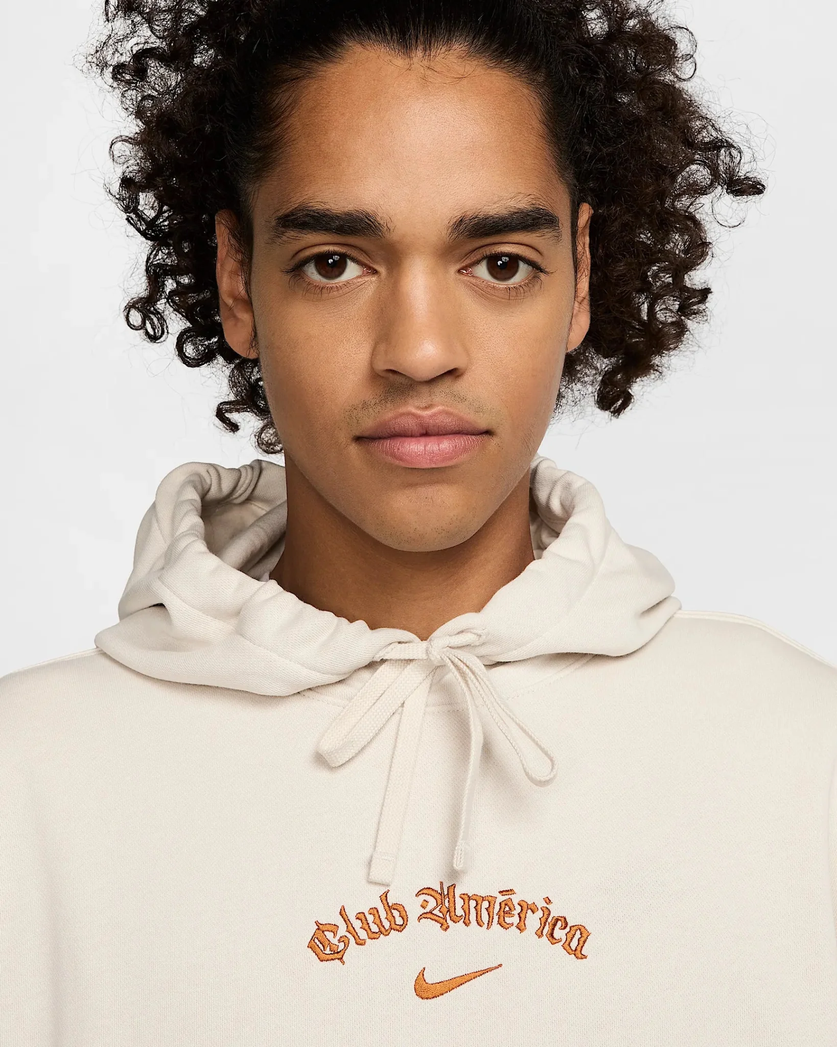 Nike 2025 Club America Men's Club Pullover Hoody - Image 3