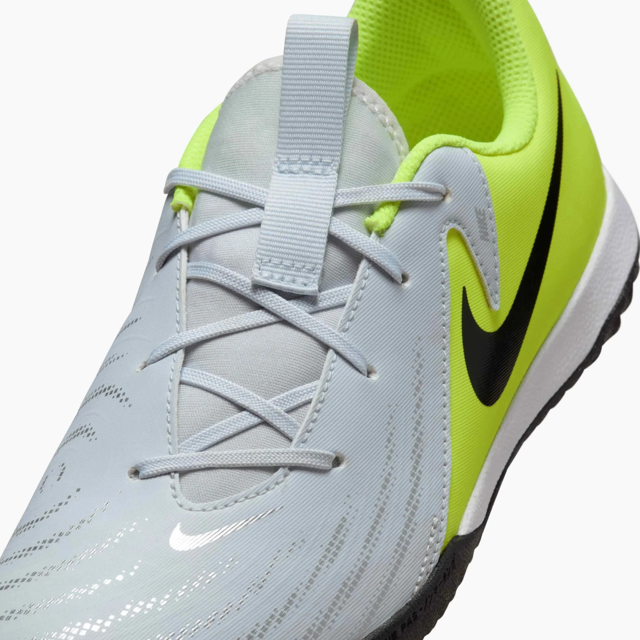 Nike Junior Phantom GX II Academy Indoor - Mad Voltage Pack (HO24) - Image 7