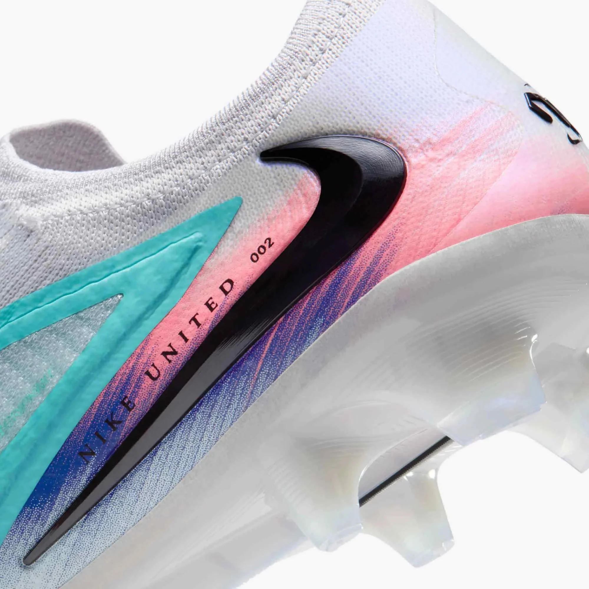 Nike Phantom 6 Low Elite Firm Ground Soccer Cleats -- Nike United Pack Chapter 2 (HO25) - Image 9