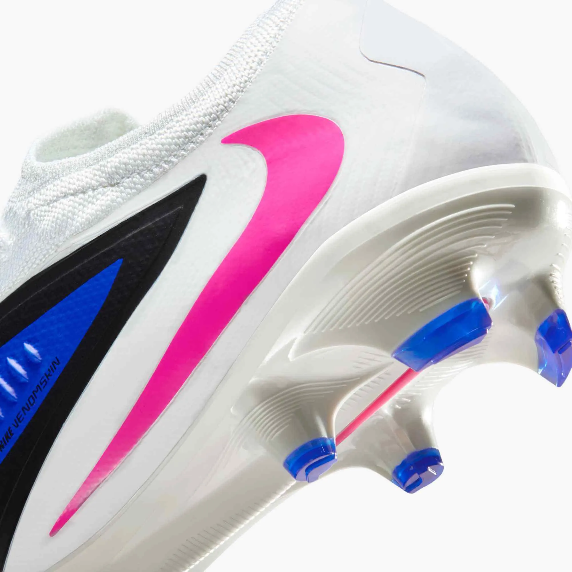 Nike Phantom 6 Low Pro Firm Ground Soccer Cleats - Attack Pack (SP26) - Image 8