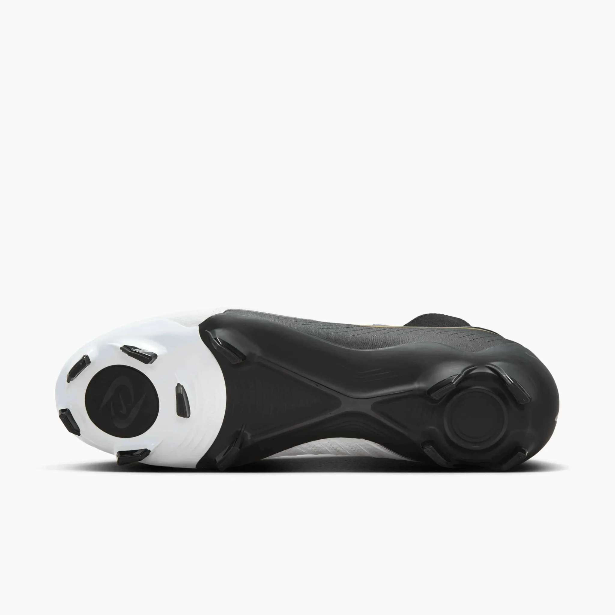 Nike Phantom Luna II Academy FG/MG - Mad Ready Pack (SP24) - Image 4