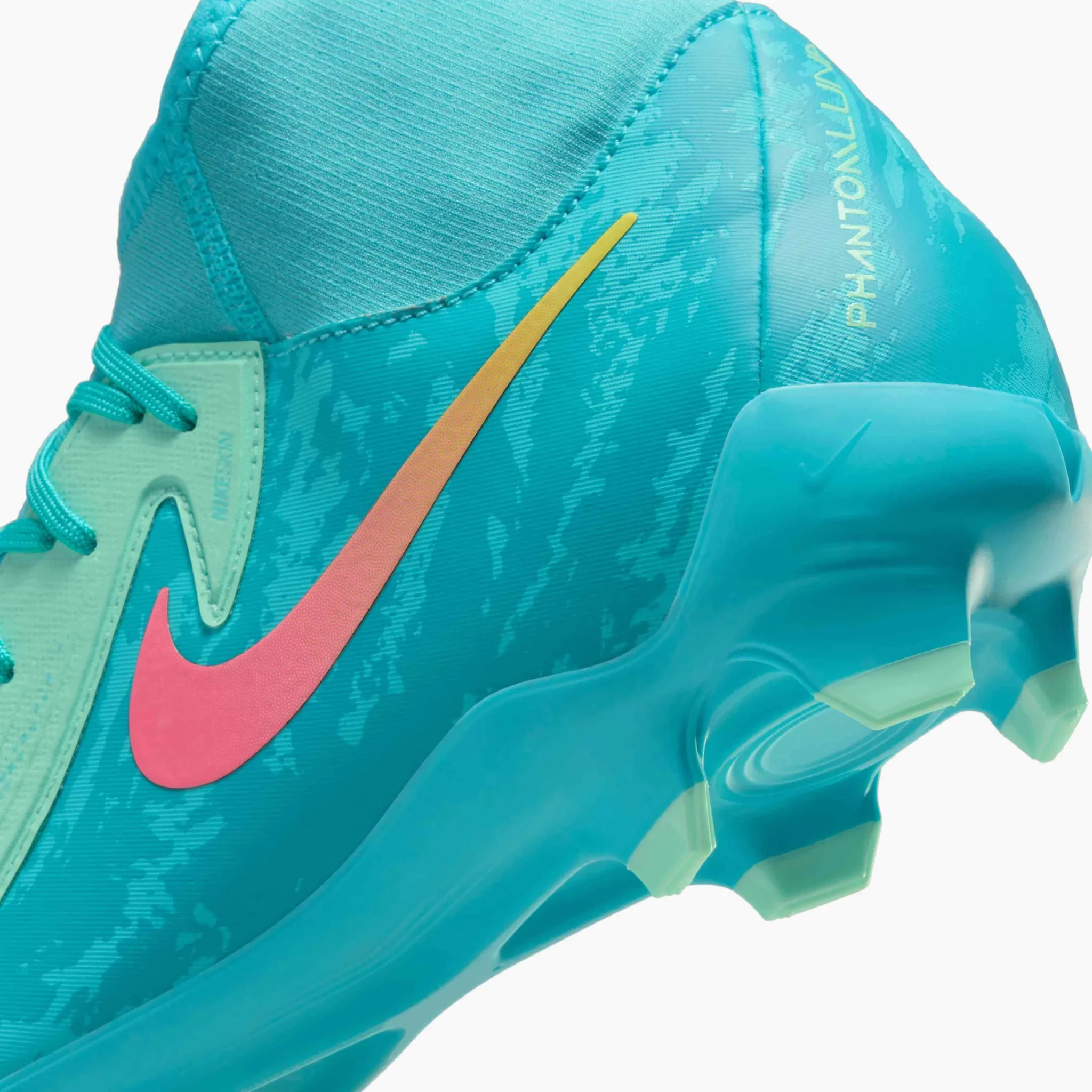 Nike Phantom Luna II Academy LV8 FG-MG - Vortex Pack (SP24) - Image 8