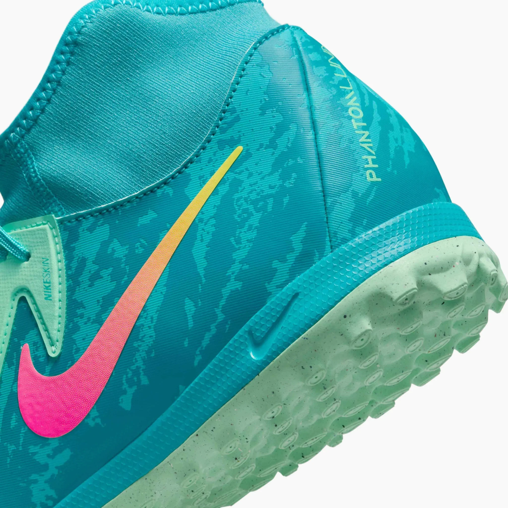 Nike Phantom Luna II Academy LV8 Turf - Vortex Pack (SP24) - Image 8